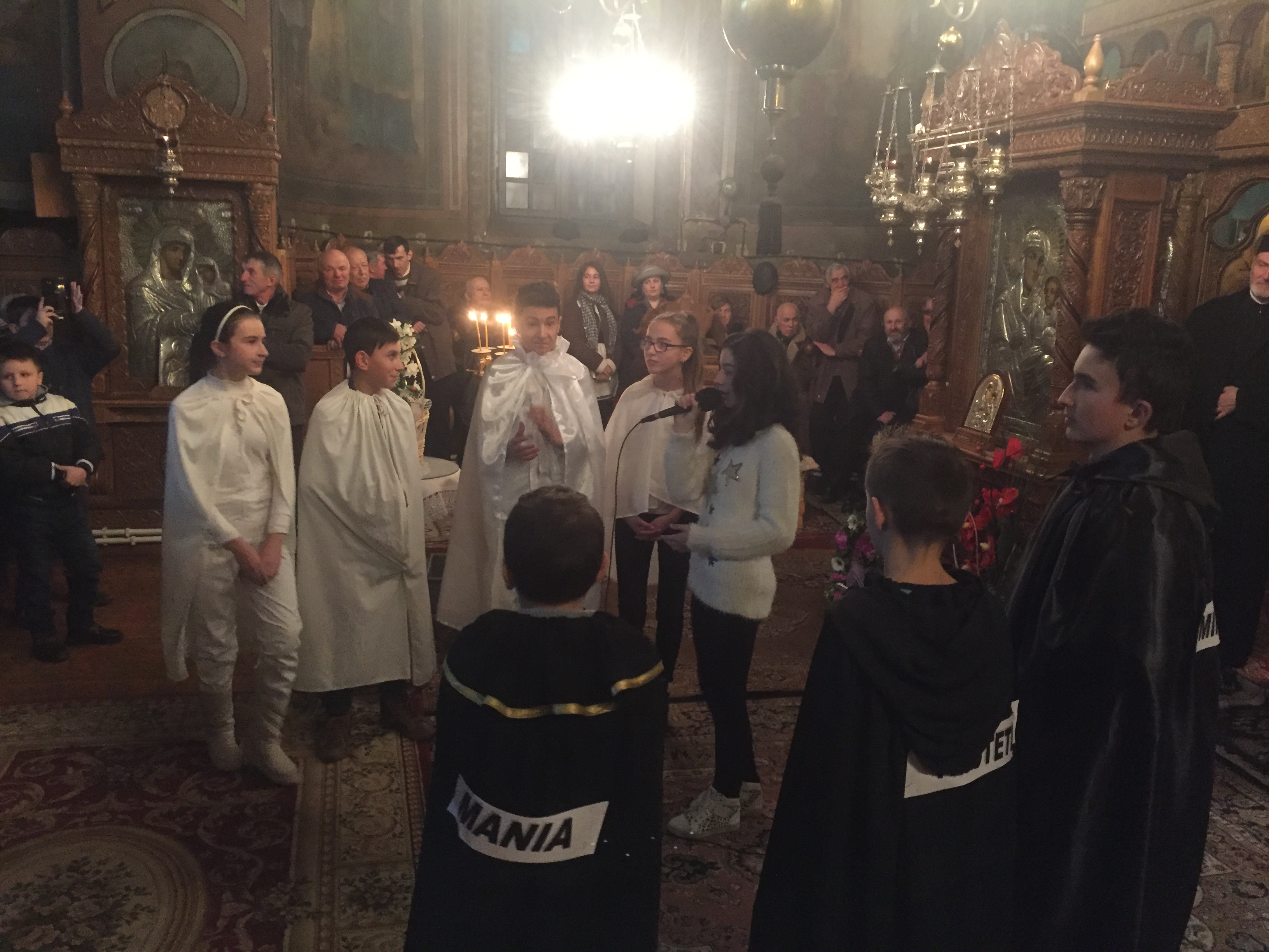 Sfântul Ierarh Nicolae, cinstit la Valea Seacă