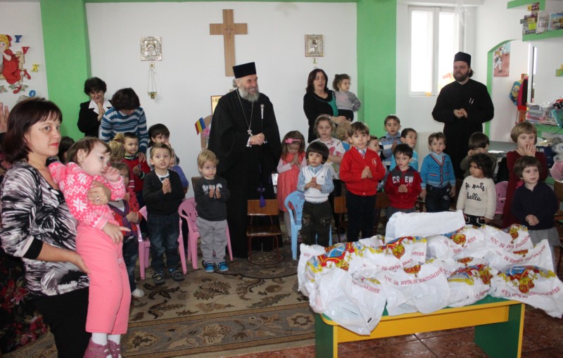 Serbare dedicată Sfântului Ierarh Nicolae la Grădiniţa „Familia” din Brăila