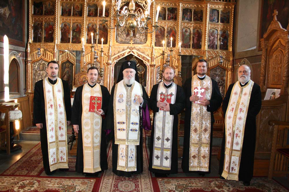 Hirotesie întru duhovnic la Paraclisul mitropolitan din Târgoviște