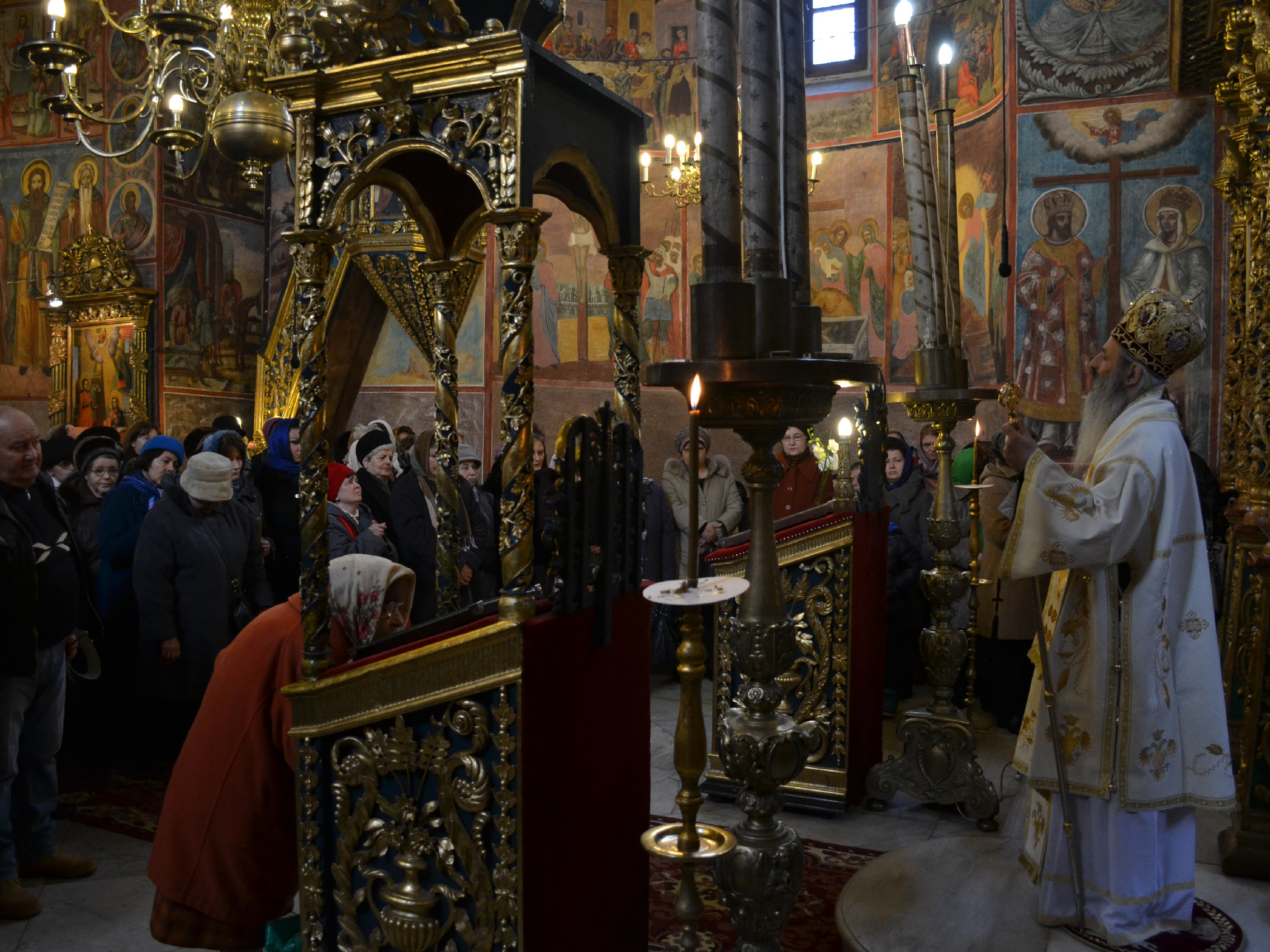 IPS Mitropolit Teofan a slujit Sfânta Liturghie la Mănăstirea Golia