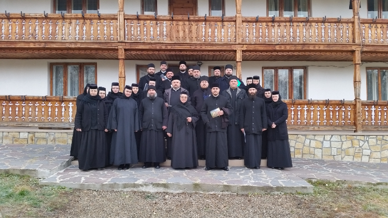 Corala preoțească a Protopopiatului Iași III a cântat „colindul sfânt și bun”