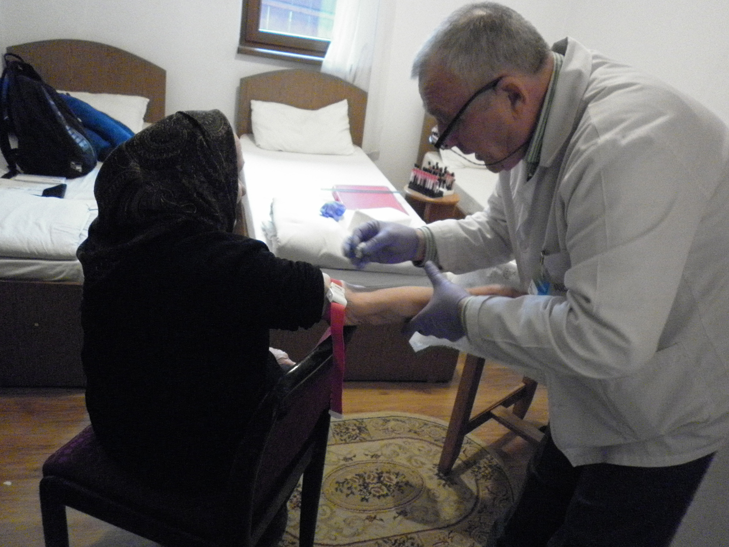 Caravană medicală în prag de sărbătoare