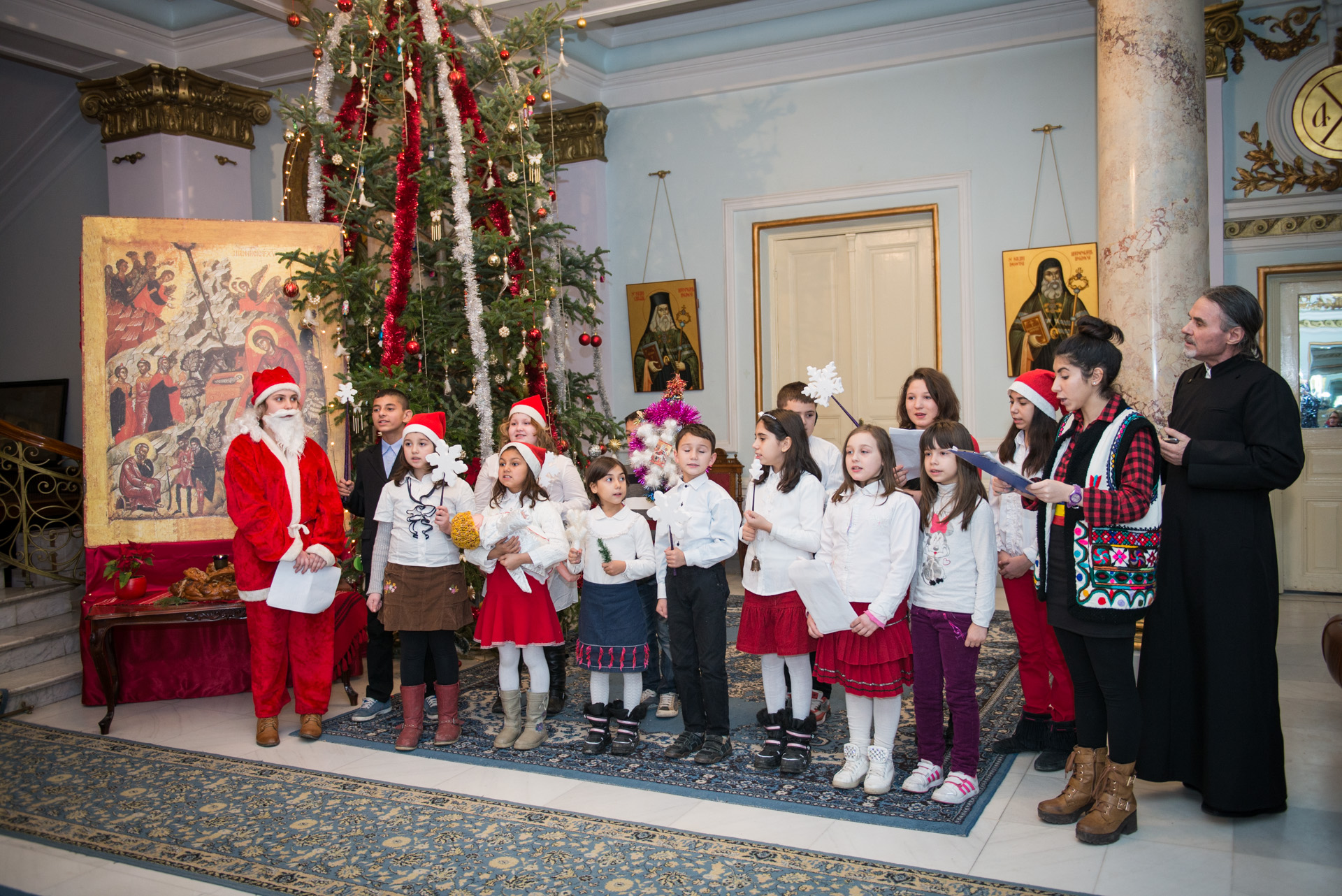 Colindători la Reședința Mitropolitană - parohia Căprița, Iași