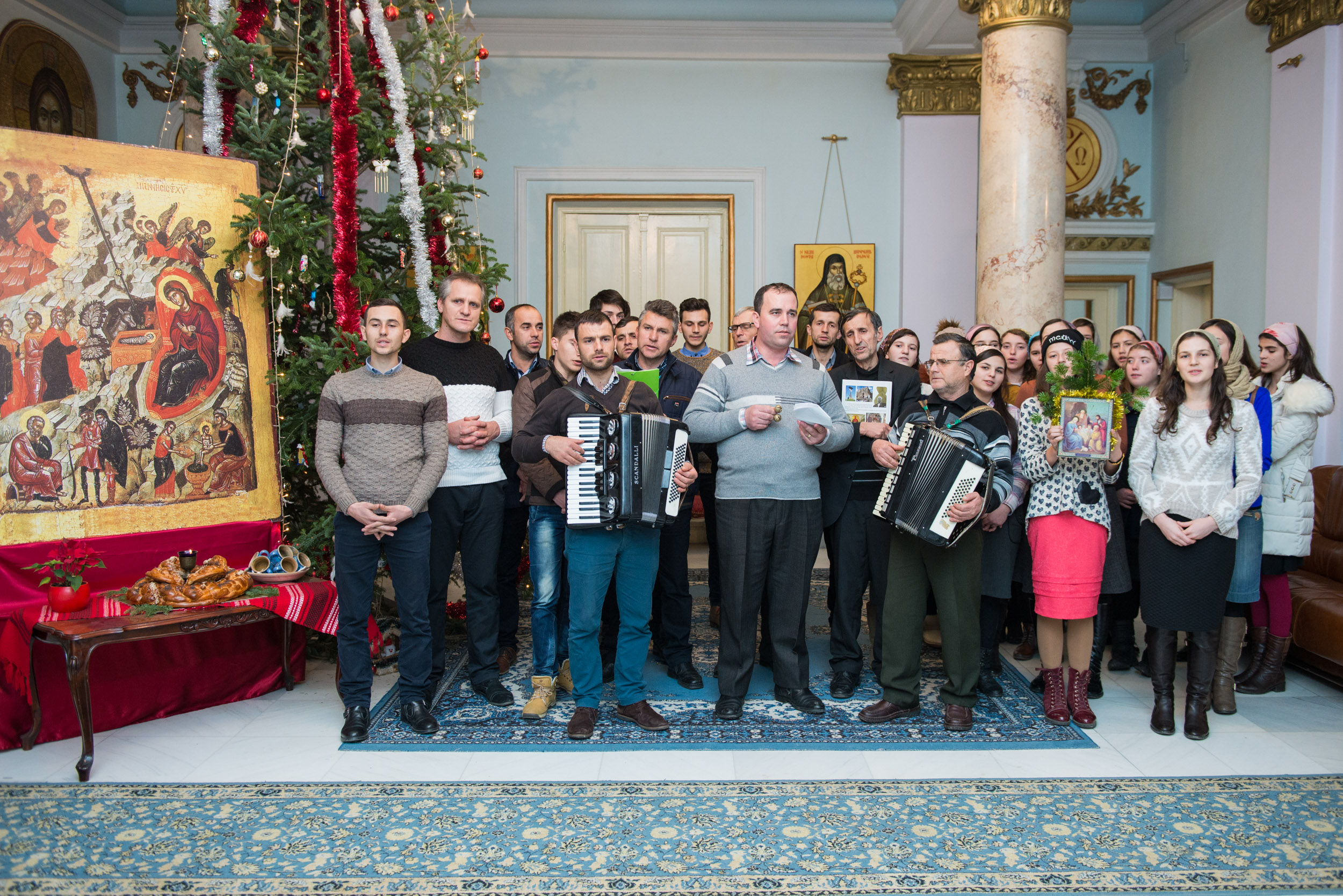 Colindători la Reședința Mitropolitană - Parohia Matca, Galaţi