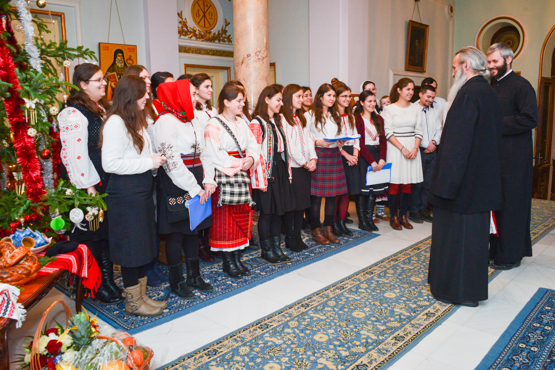 Colindători la Reședința Mitropolitană - Parohia „Metocul Maicilor”