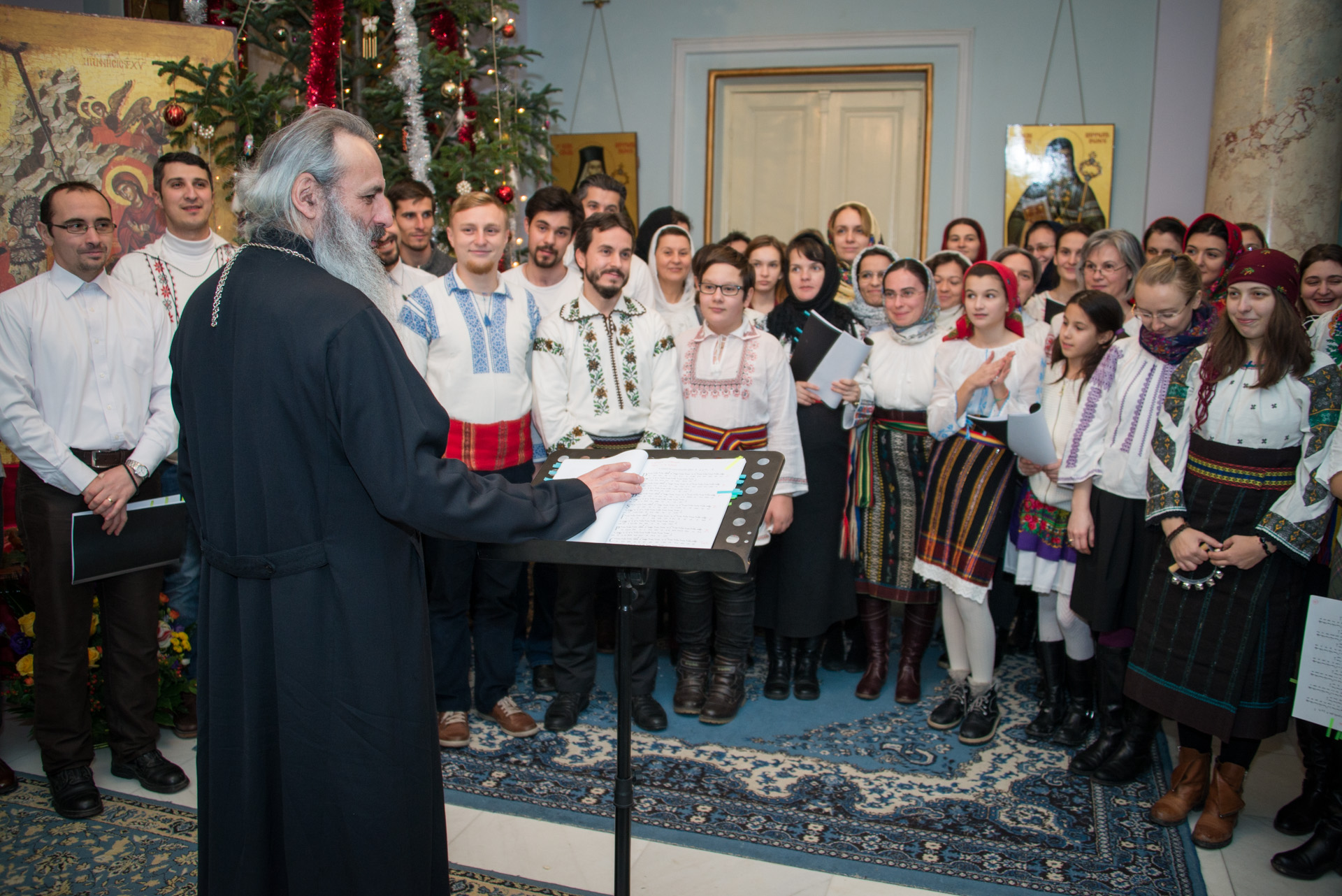 Colindători la Reședința Mitropolitană - Parohia Talpalari