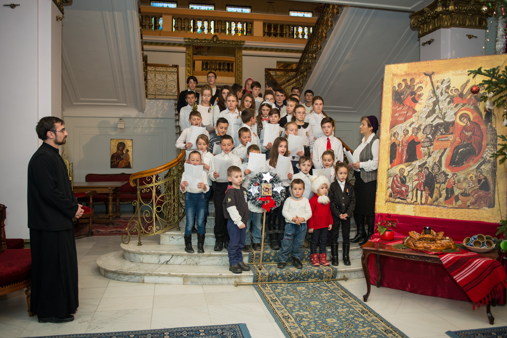 Colindători la Reședința Mitropolitană - Parohia Țipilești, Iași