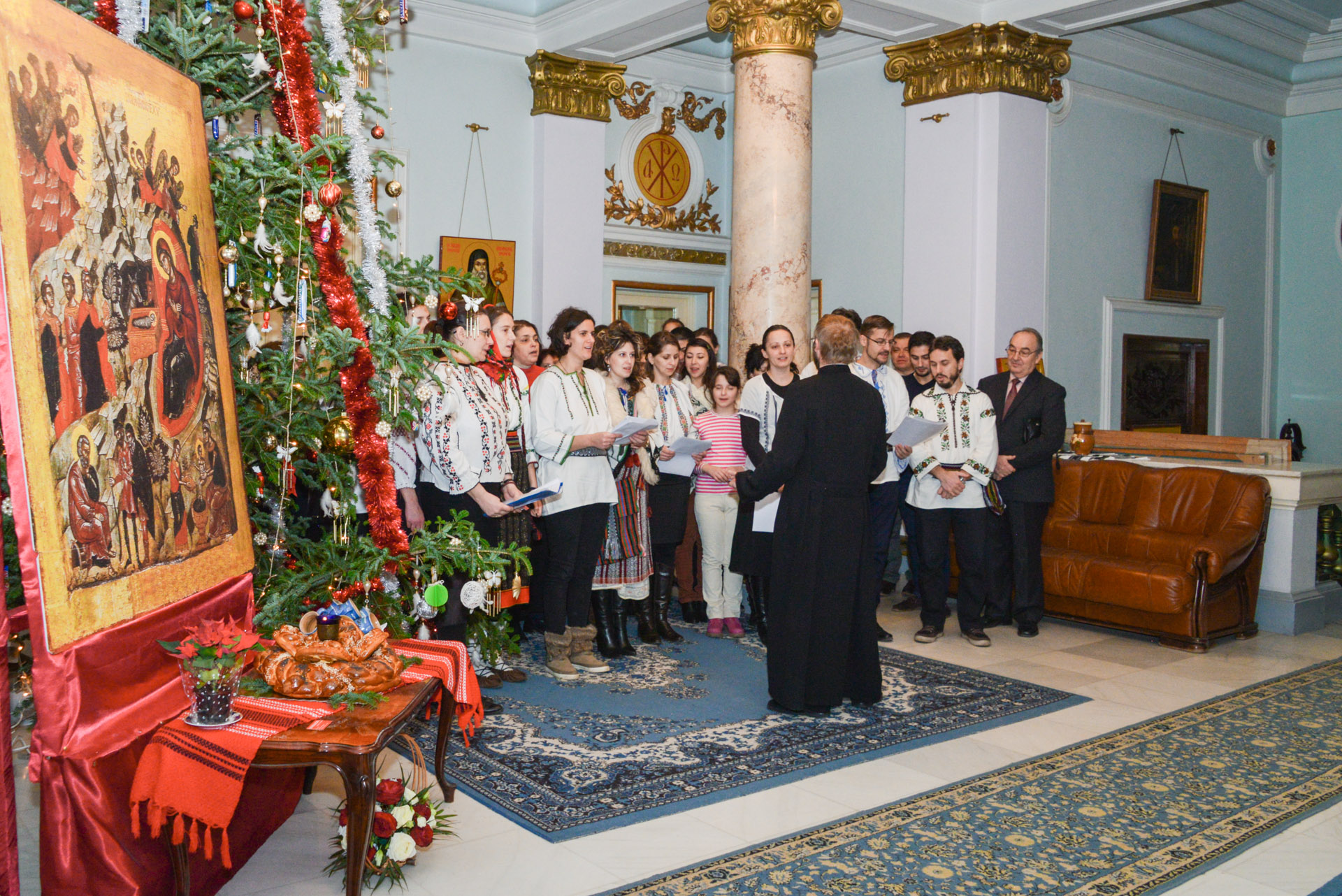 Colindători la Reședința Mitropolitană - Personalul medical al Spitalului Providența