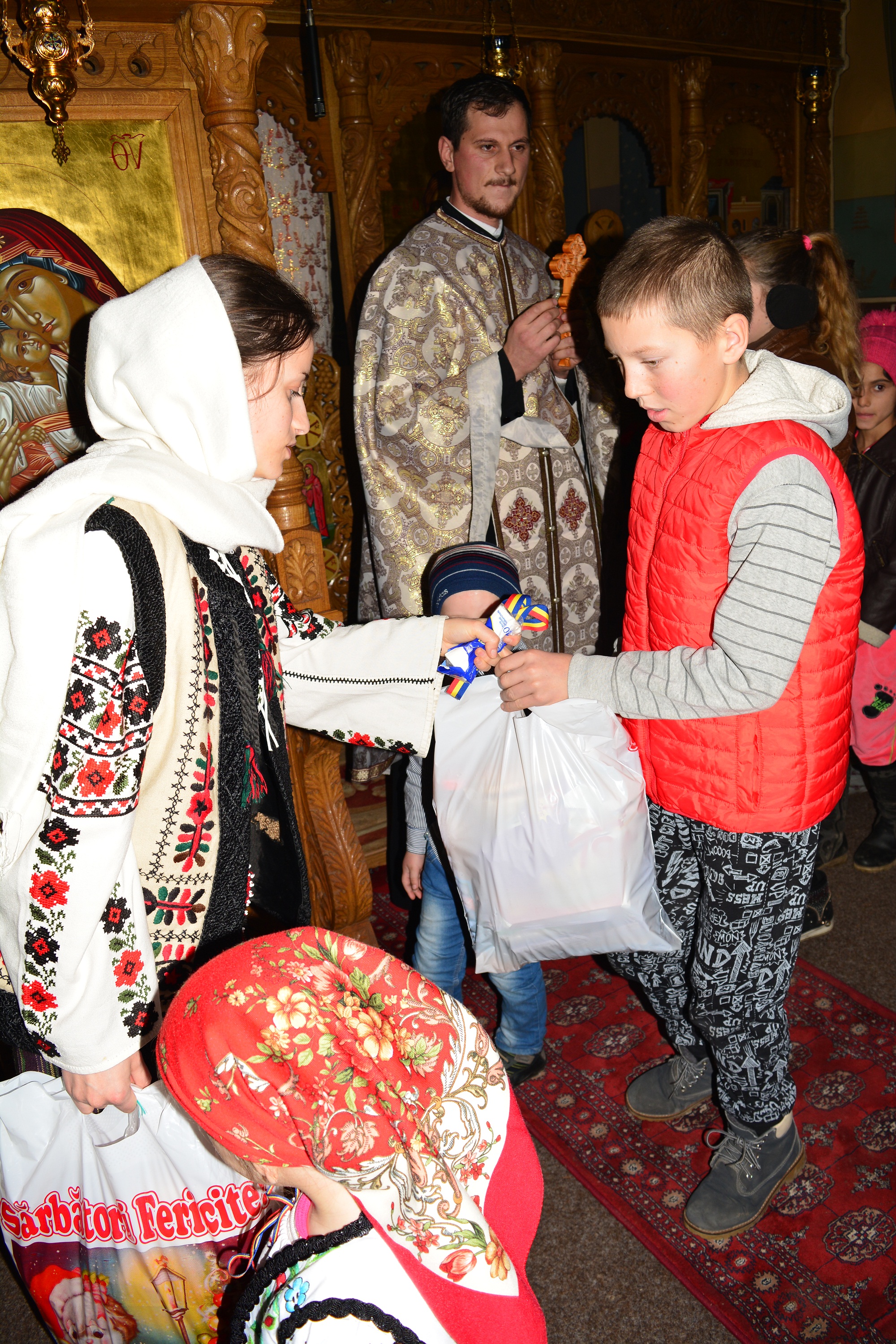 Proiect social-filantropic în Parohia Poiana - Brăești