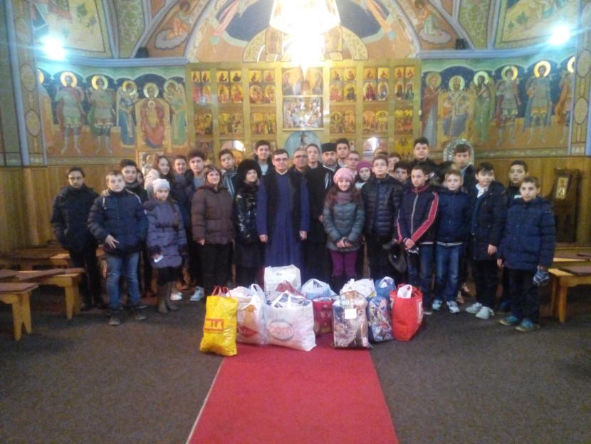 „Să fii mai bun de Crăciun!”, în Parohia „Sfinţii Trei Ierarhi”, din Bacău „Să fii mai bun de Crăciun!”, în Parohia „Sfinţii Trei Ierarhi”, din Bacău