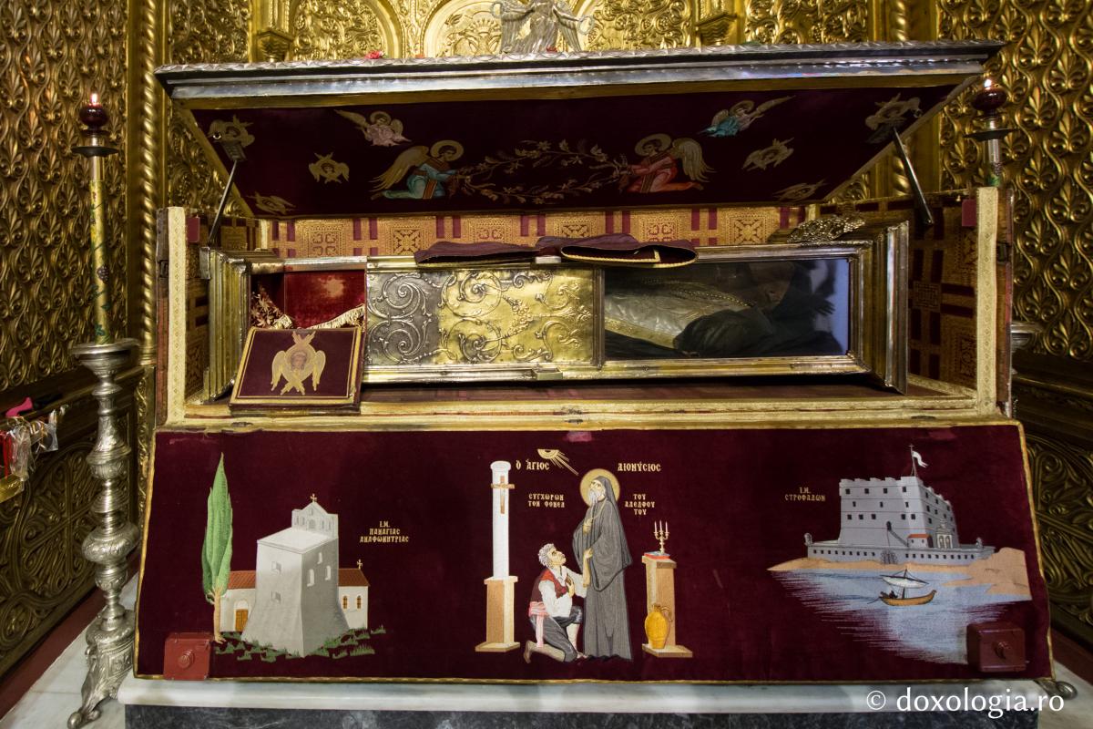 moaștele Sfântului Dionisie din Zakynthos