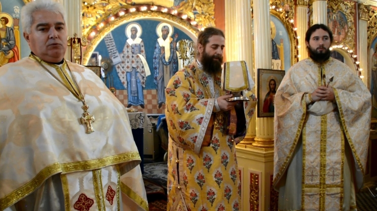 Slujire Arhierească la Chitighaz (Ungaria), în Duminica dinaintea Botezului Domnului Slujire Arhierească la Chitighaz (Ungaria), în Duminica dinaintea Botezului Domnului