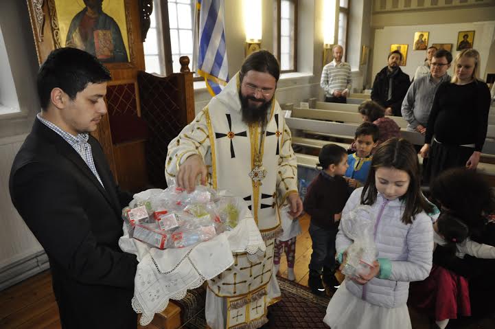 Sfinții Trei Ierarhi au fost cinstiți la Uppsala, Suedia Sfinții Trei Ierarhi au fost cinstiți la Uppsala, Suedia