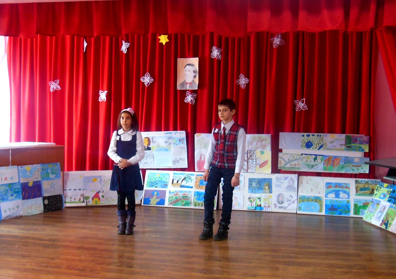 Expoziție și concurs literar-artistic la Roznov: „Prietenii lui Eminescu”