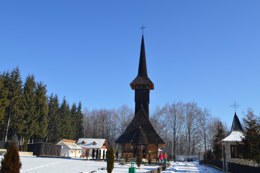 Rugăciuni în cinstea Sfântului Eftimie cel Mare, la Cireşoaia Rugăciuni în cinstea Sfântului Eftimie cel Mare, la Cireşoaia