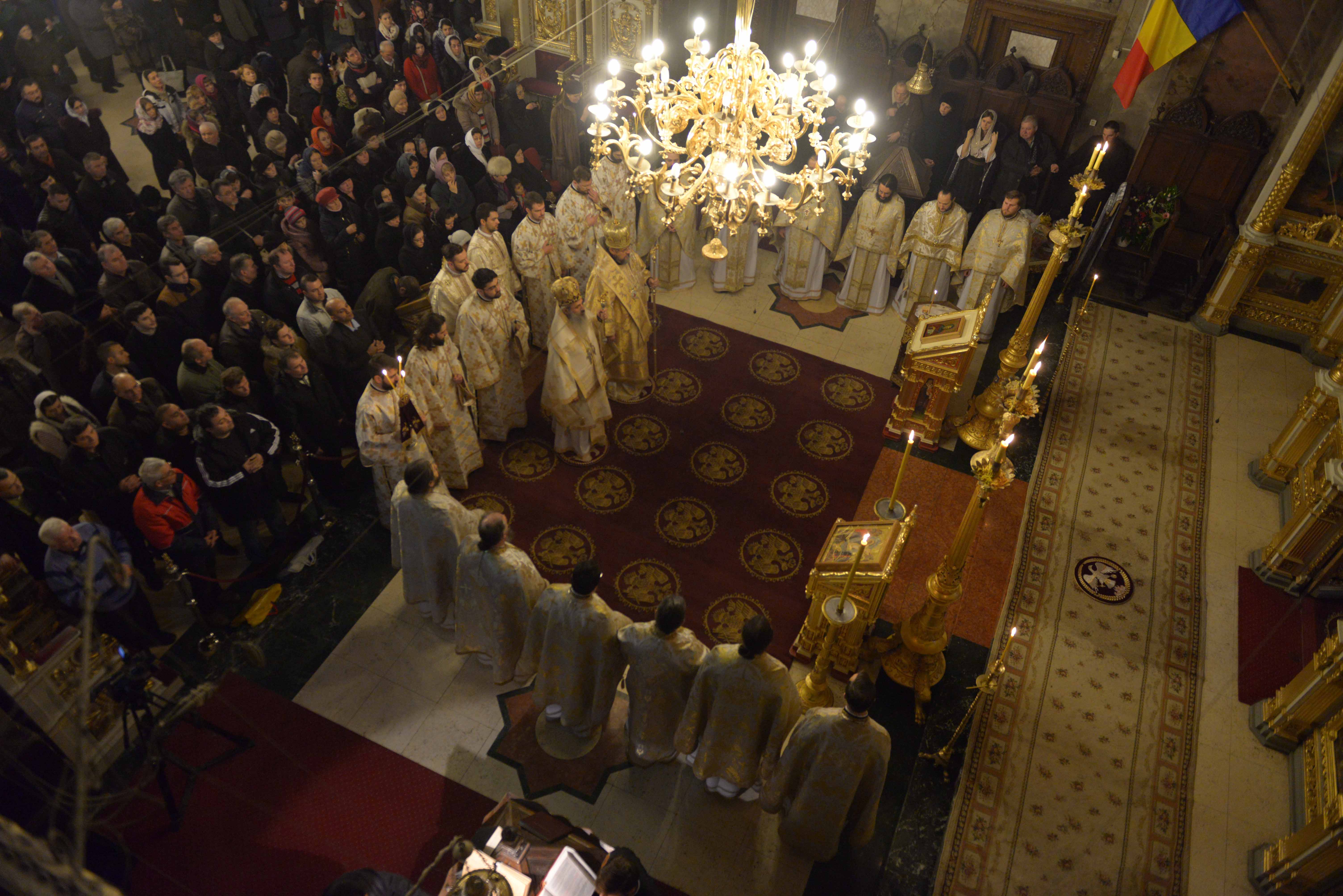 Slujbă arhierească la Catedrala Mitropolitană din Iași