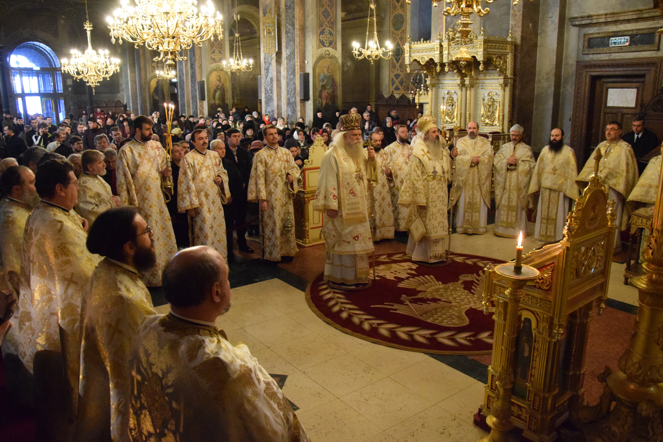 Hram la Facultatea de Teologie: „Biserica dă sens atât familiei, cât și școlii”