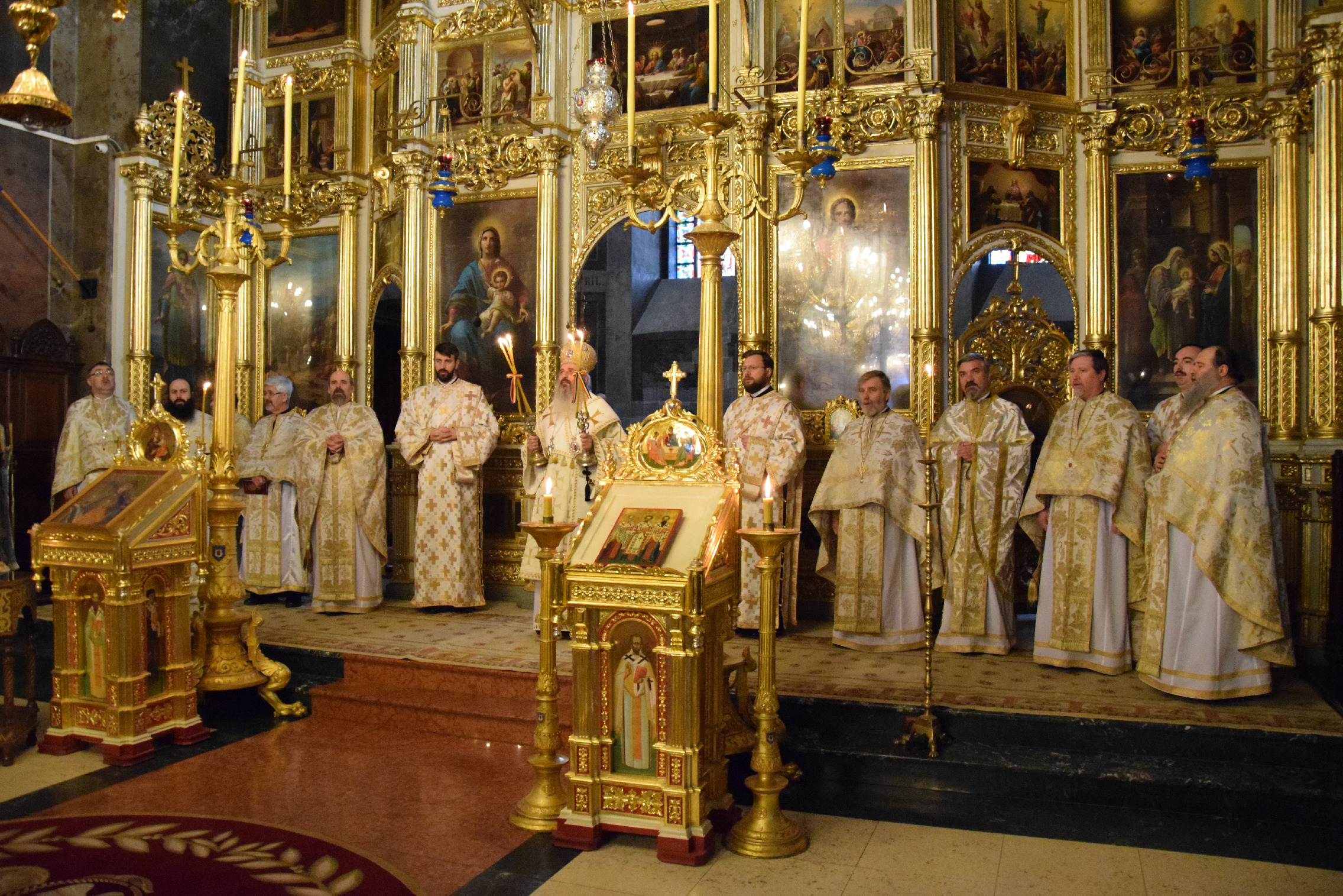 Foto: Tudorel Rusu Hram la Facultatea de Teologie: „Biserica dă sens atât familiei, cât și școlii”