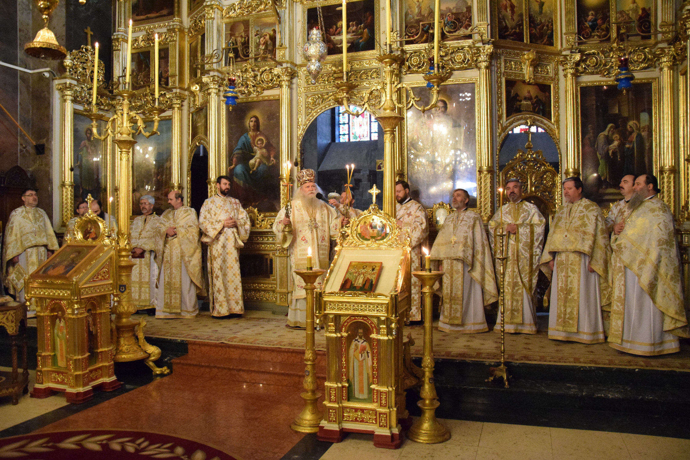 Foto: Tudorel Rusu Hram la Facultatea de Teologie: „Biserica dă sens atât familiei, cât și școlii”