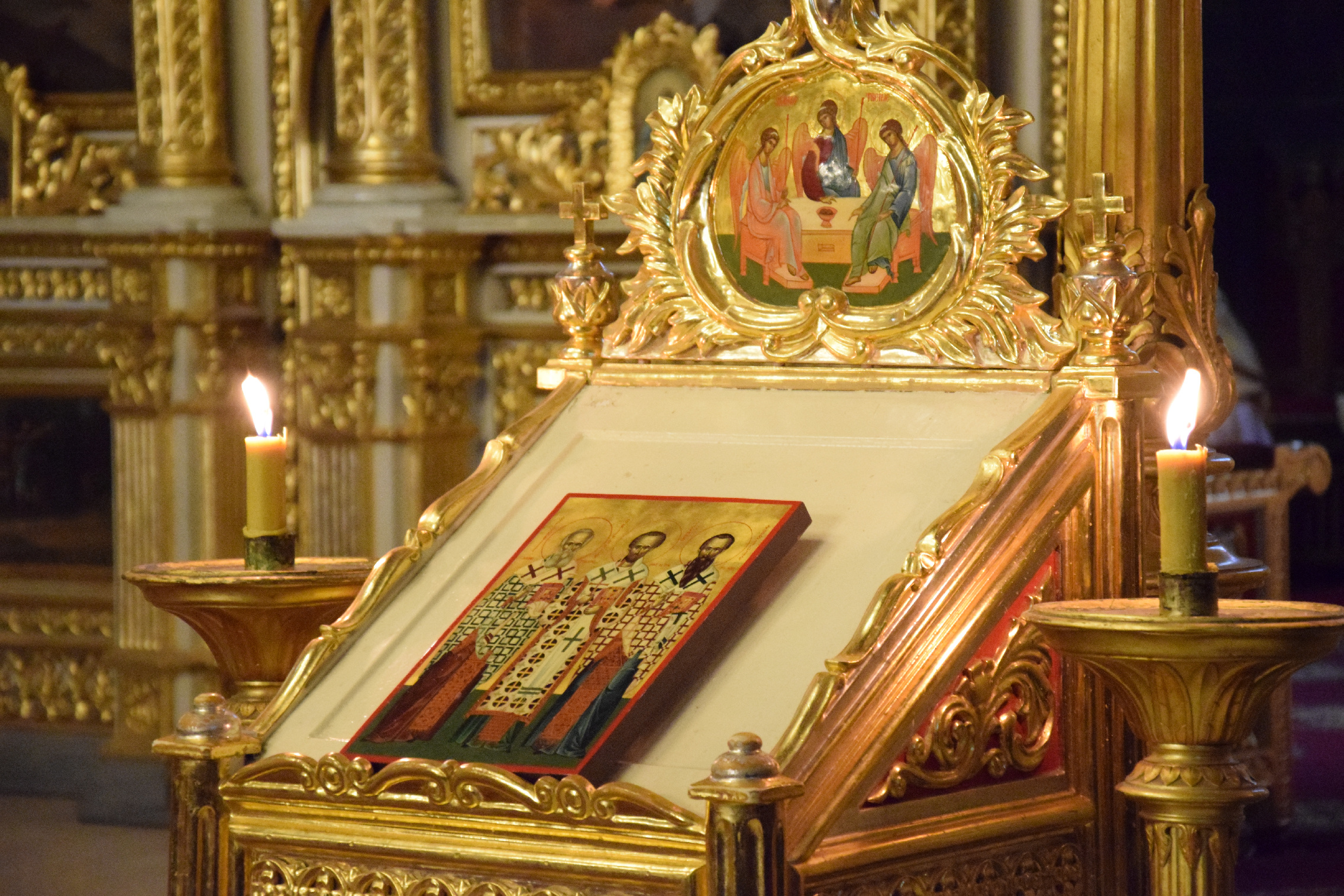 Foto: Tudorel Rusu Hram la Facultatea de Teologie: „Biserica dă sens atât familiei, cât și școlii”