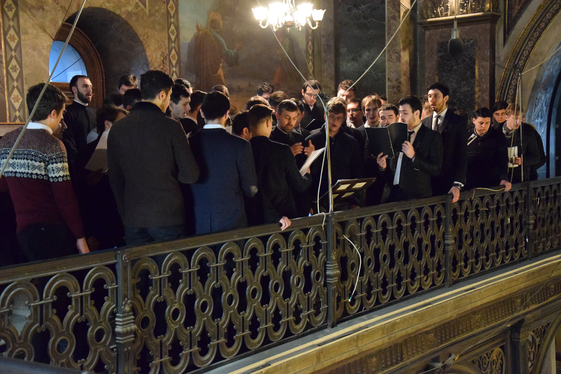 Foto: Tudorel Rusu Hram la Facultatea de Teologie: „Biserica dă sens atât familiei, cât și școlii”