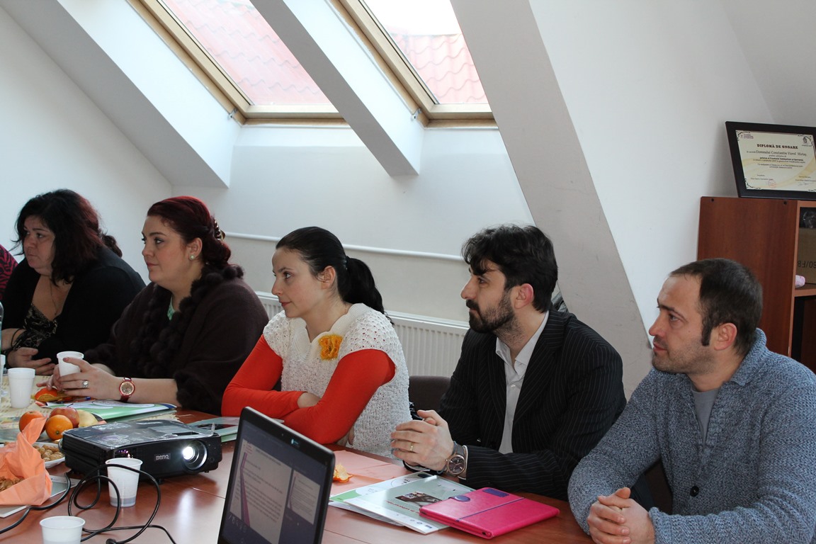 Întâlnire a profesorilor de religie ieșeni cu reprezentanții ONG-urilor creștine