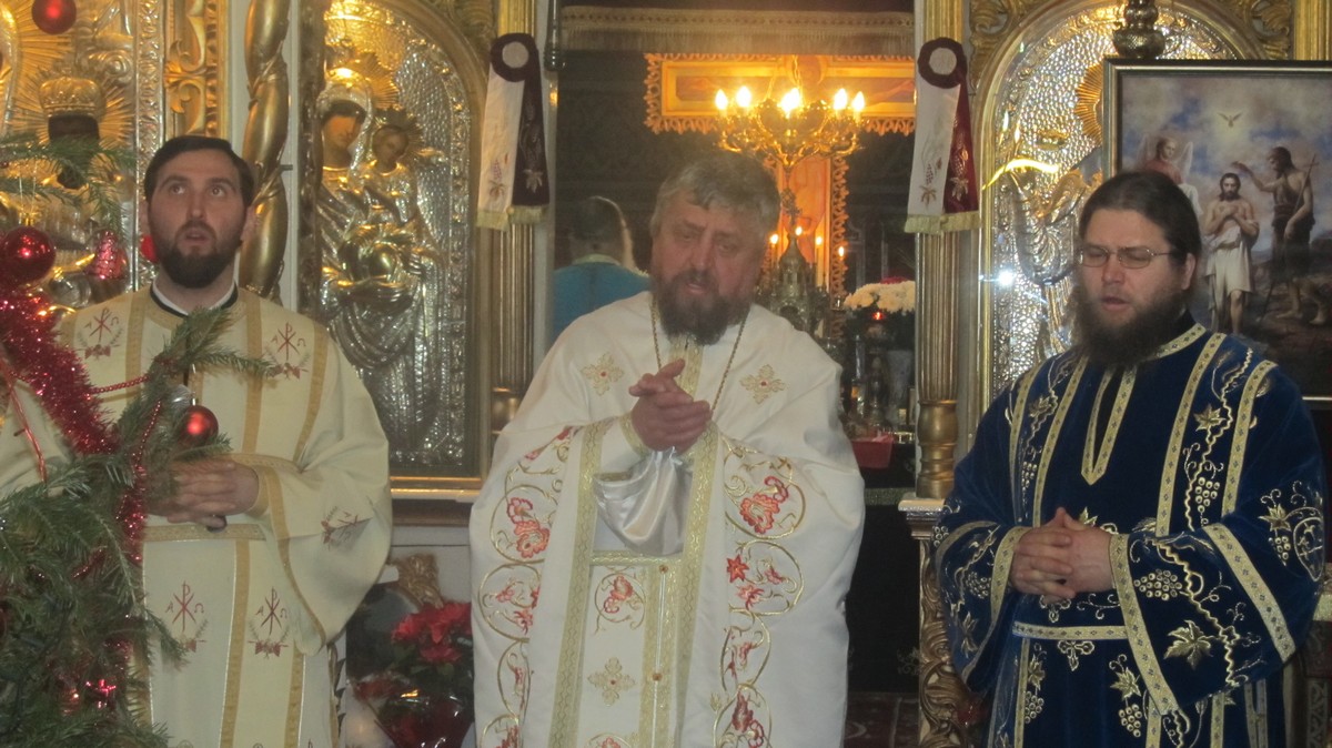 Sărbătoare la Biserica „Sfântul Ioan Botezătorul“ - Mărăţei din Piatra Neamţ