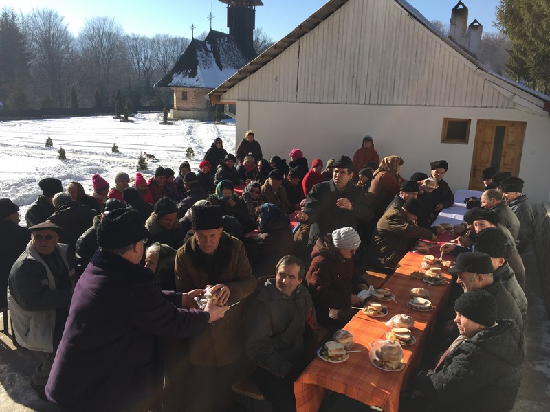 Rugăciuni în cinstea Sfântului Eftimie cel Mare, la Cireşoaia Rugăciuni în cinstea Sfântului Eftimie cel Mare, la Cireşoaia