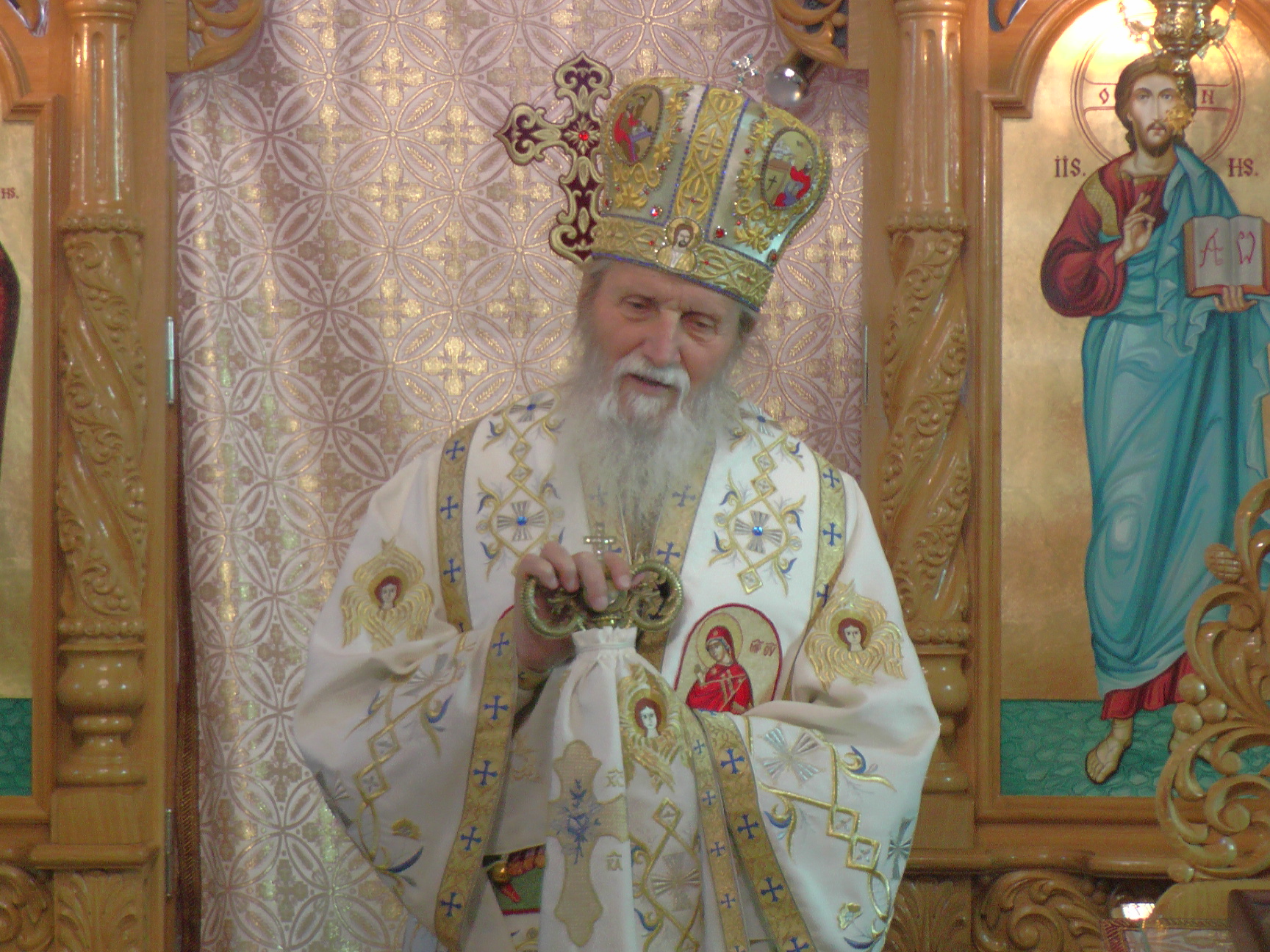 Liturghie arhierească la Mănăstirea Bogdana