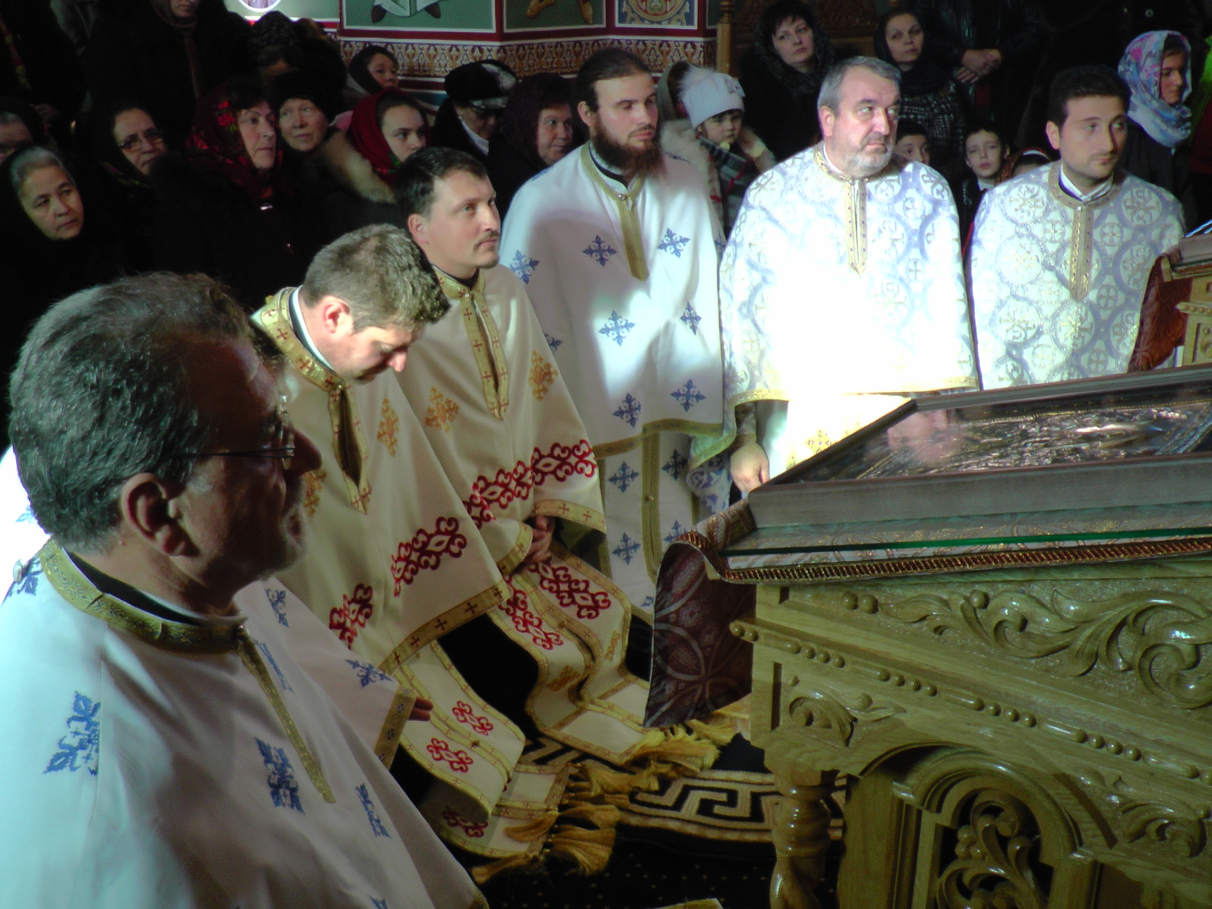 Liturghie arhierească la Mănăstirea Bogdana