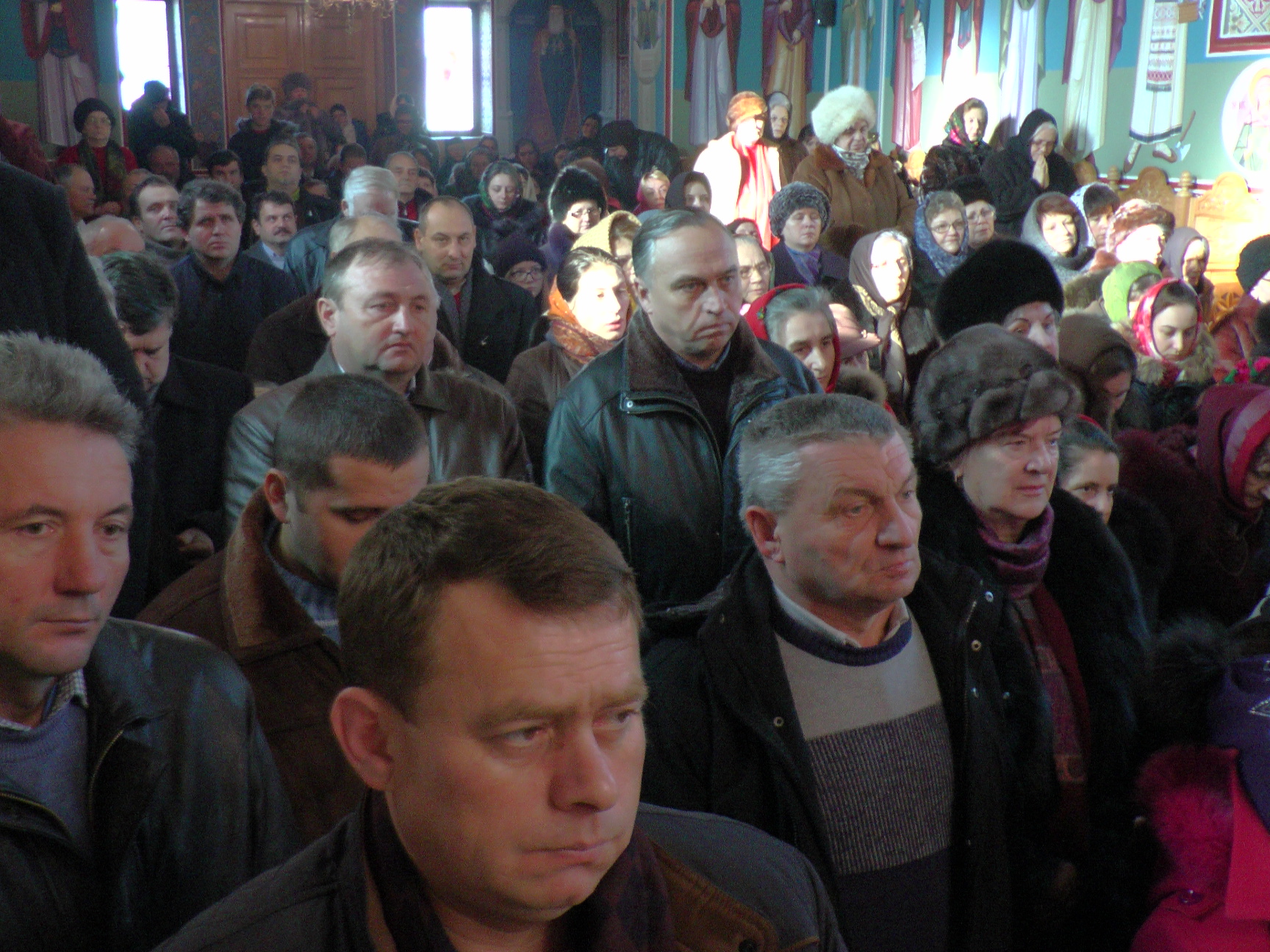 Liturghie arhierească la Mănăstirea Bogdana