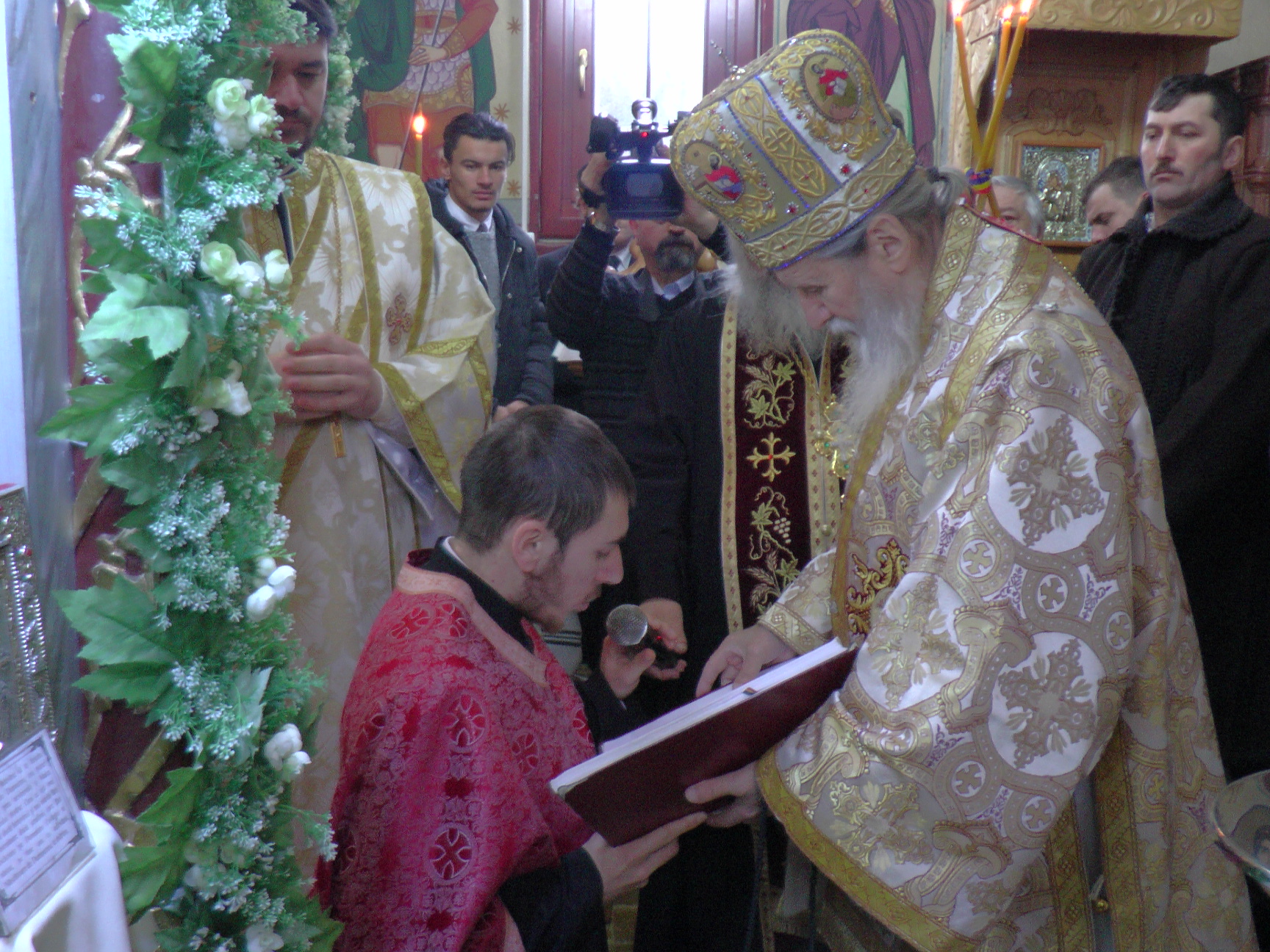 Liturghie arhierească la 1.700 m altitudine