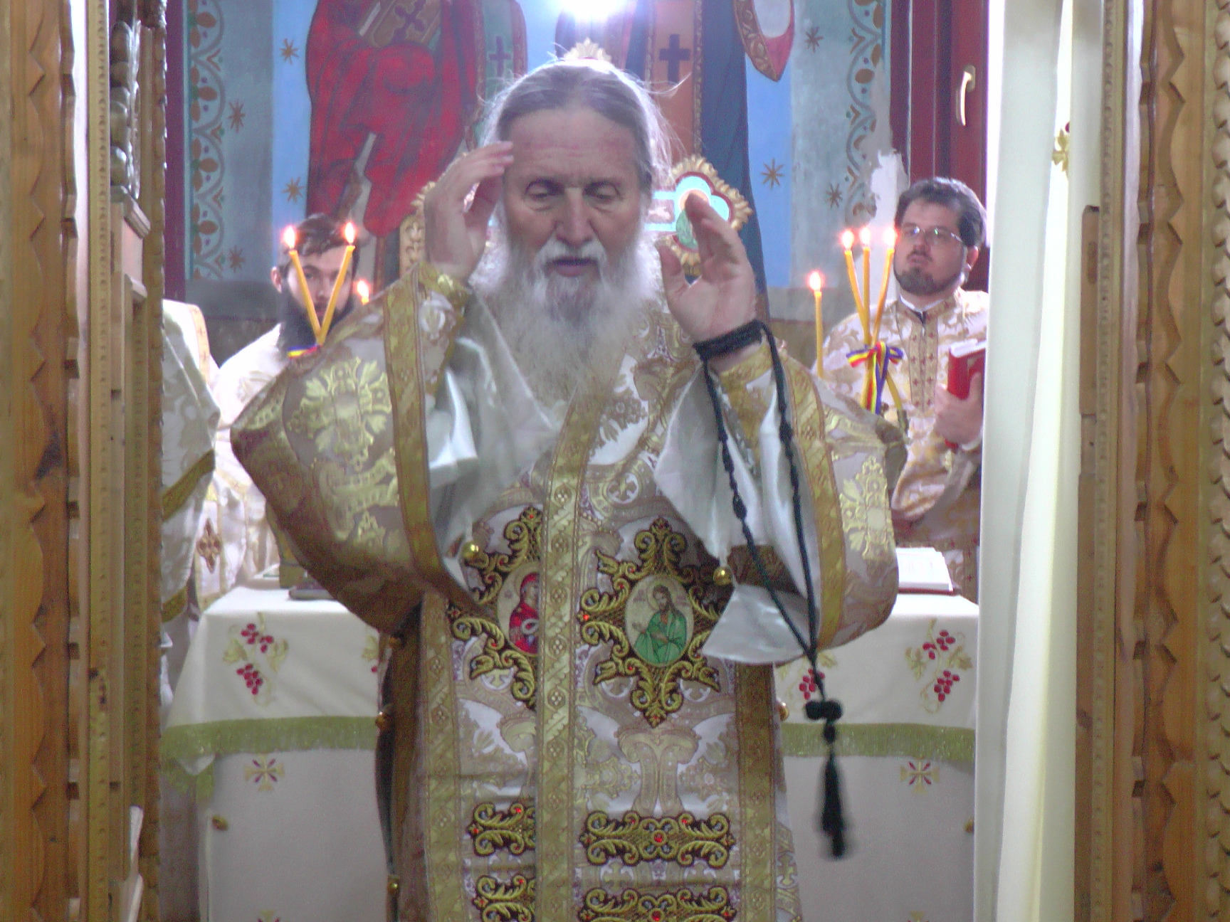 Liturghie arhierească la 1.700 m altitudine