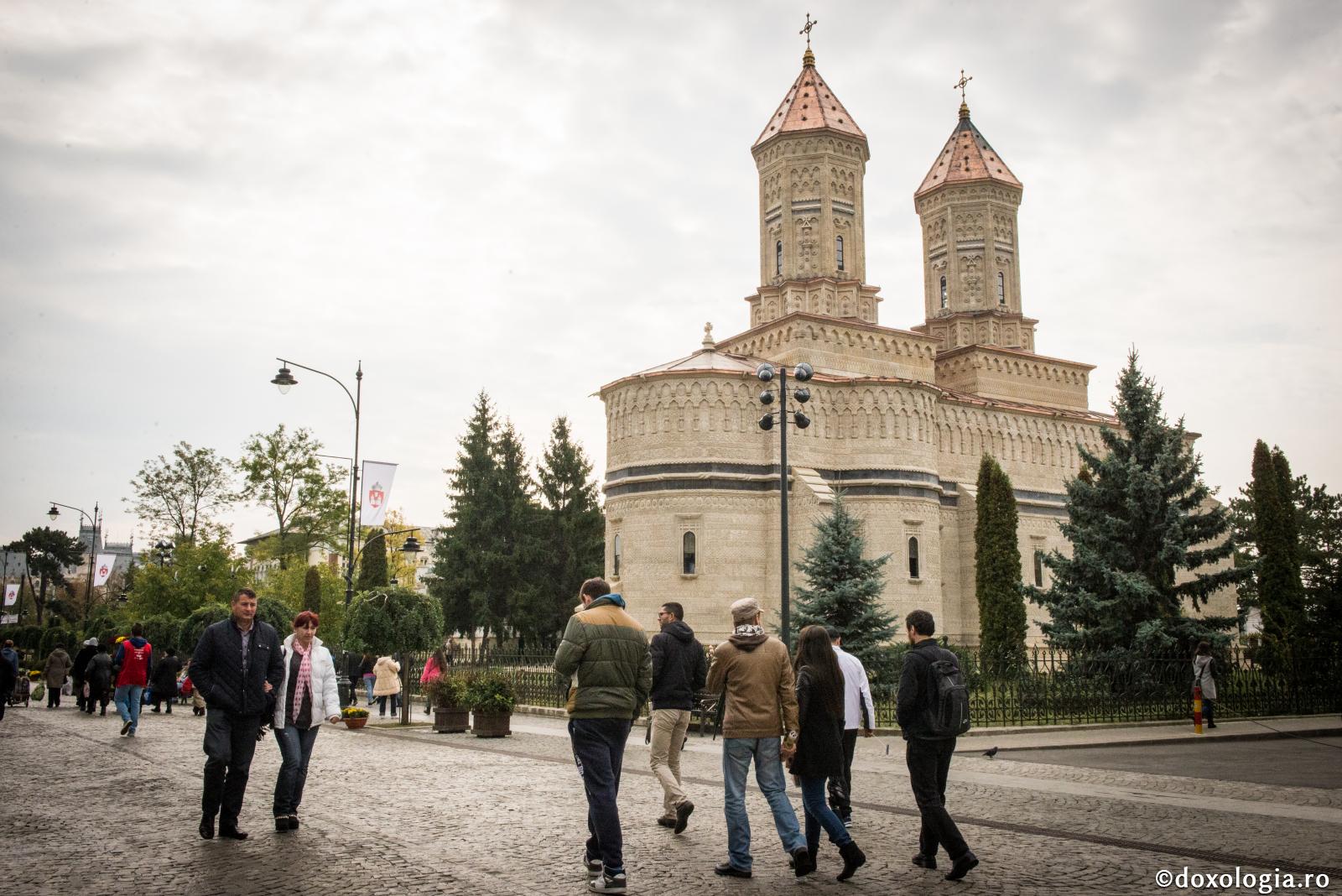 Lucrarea tăcută a lui Dumnezeu
