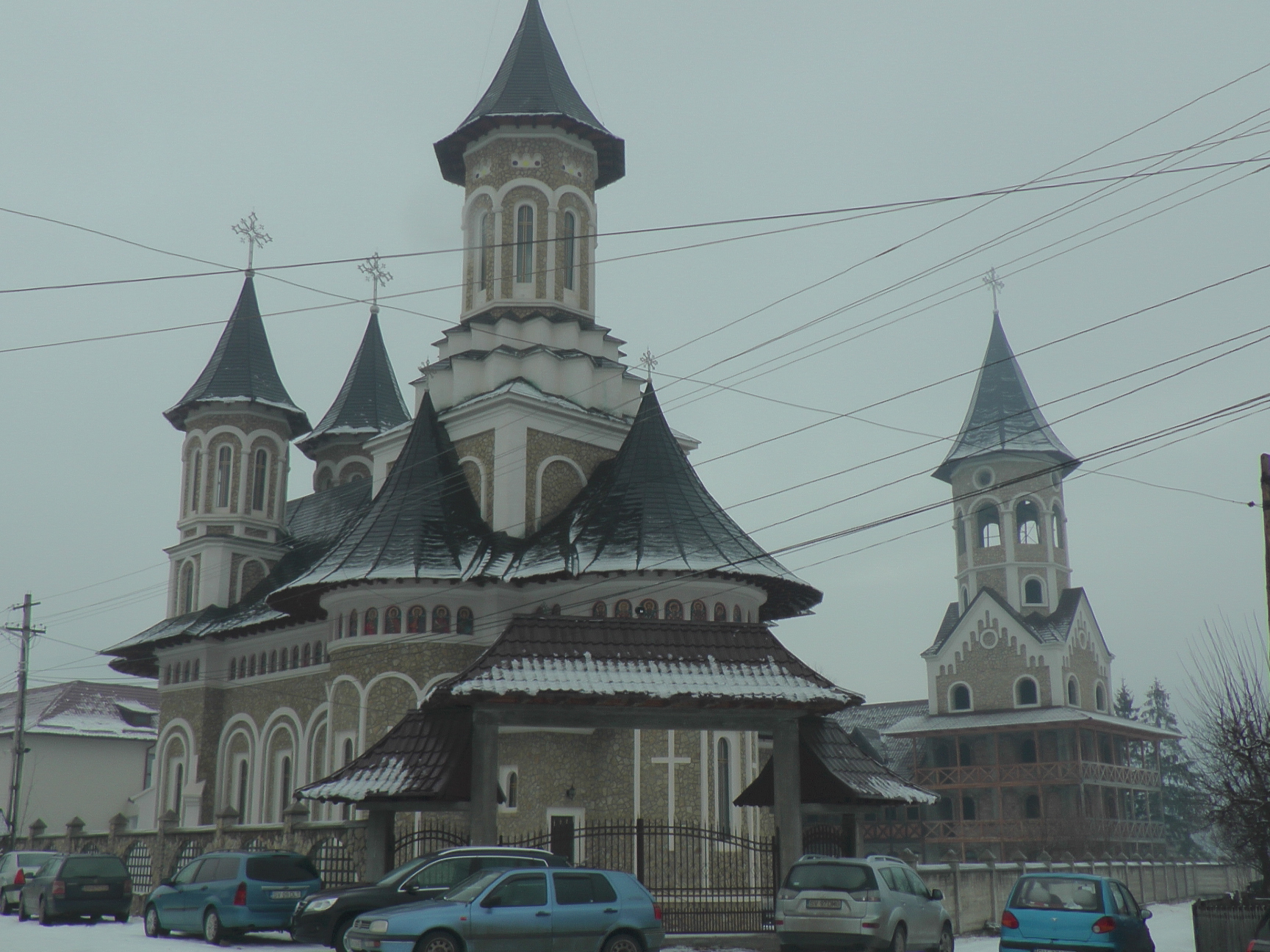 Slujire arhierească la hramul Parohiei Pojorâta 2 Slujire arhierească la hramul Parohiei Pojorâta 2