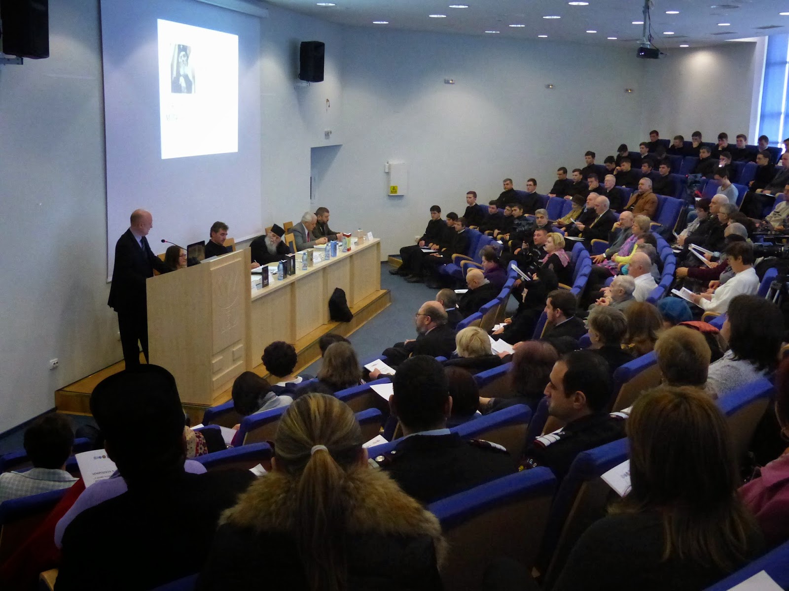 Simpozionul „Valori naţionale în creaţia Mitropolitului Bartolomeu Anania”, la a III-a ediție Simpozionul „Valori naţionale în creaţia Mitropolitului Bartolomeu Anania”, la a III-a ediție