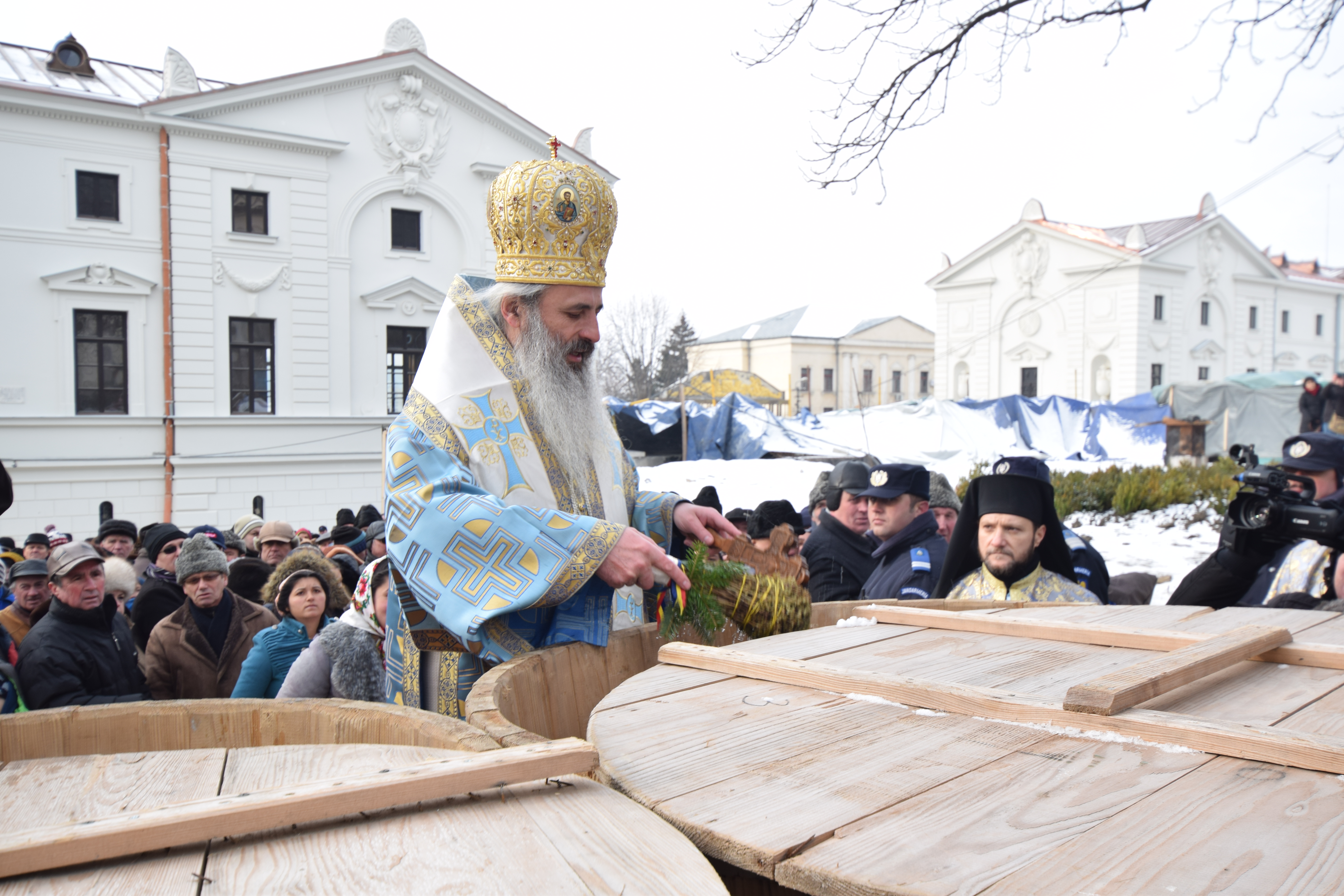 IPS Teofan, la slujba Bobotezei: „În haina smereniei și a ascultării S-a îmbrăcat Fiul lui Dumnezeu”