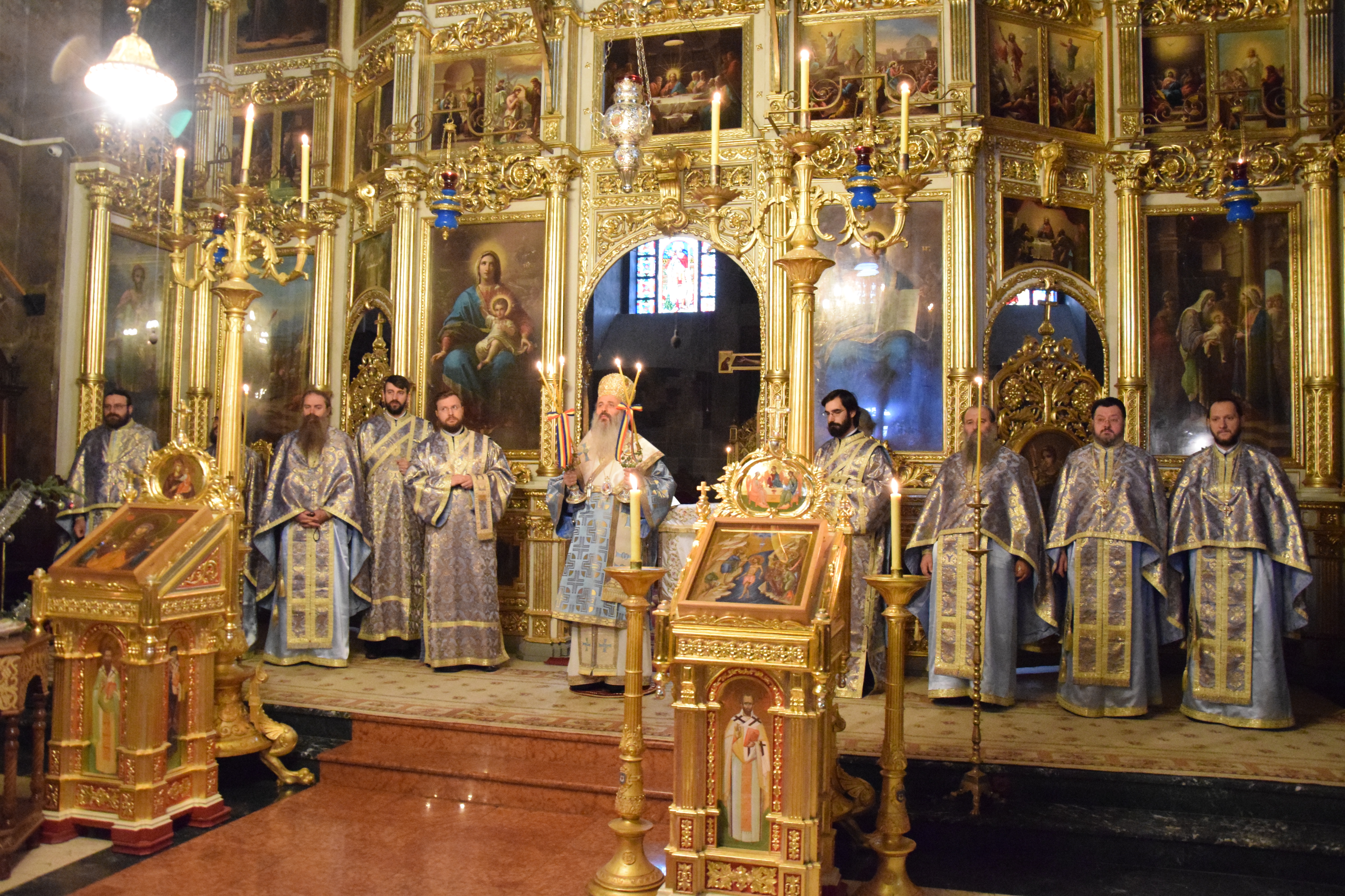 IPS Teofan, la slujba Bobotezei: „În haina smereniei și a ascultării S-a îmbrăcat Fiul lui Dumnezeu”