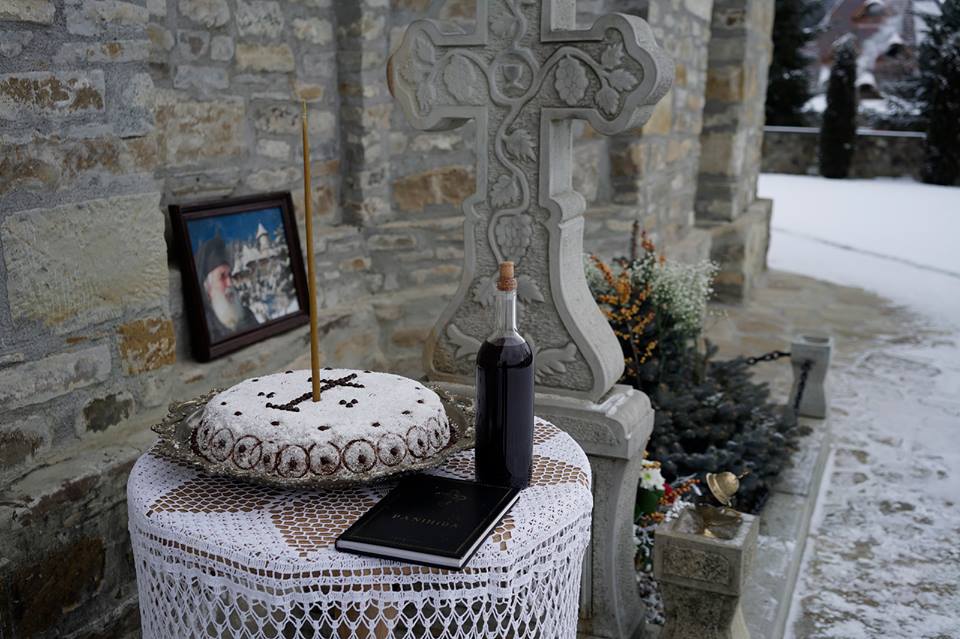 Slujbă de pomenire pentru părintele Sebastian, ctitorul Mănăstirii Sihăstria Putnei