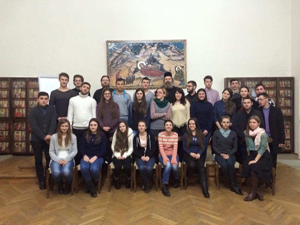 Întâlnire a tinerilor atoreni din Botoșani cu părintele Nicodim Petre Întâlnire a tinerilor atoreni din Botoșani cu părintele Nicodim Petre