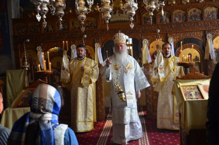 Slujire arhierească la Parohia Timișoara-Ronaț Slujire arhierească la Parohia Timișoara-Ronaț