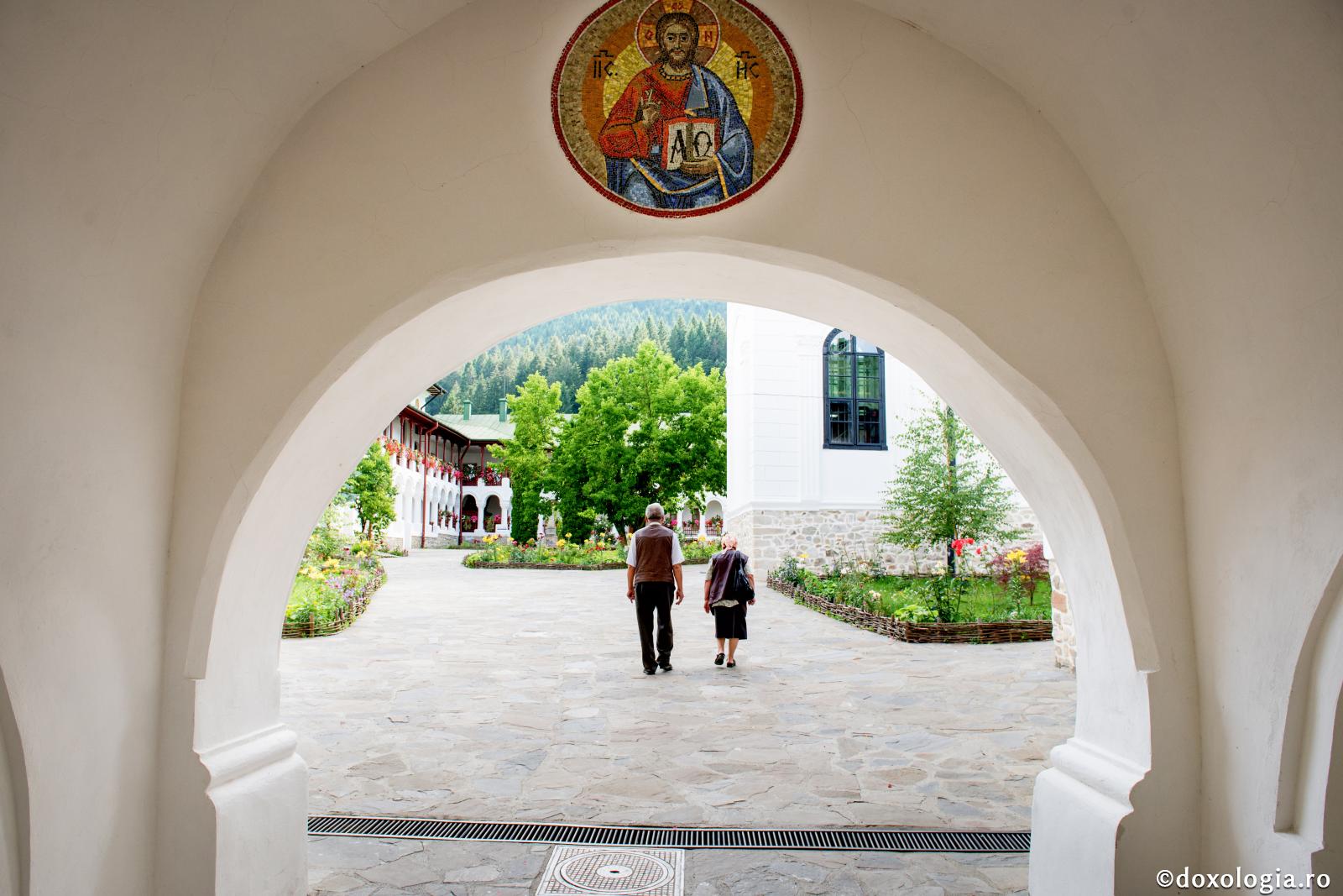 Ispitele sunt aproape