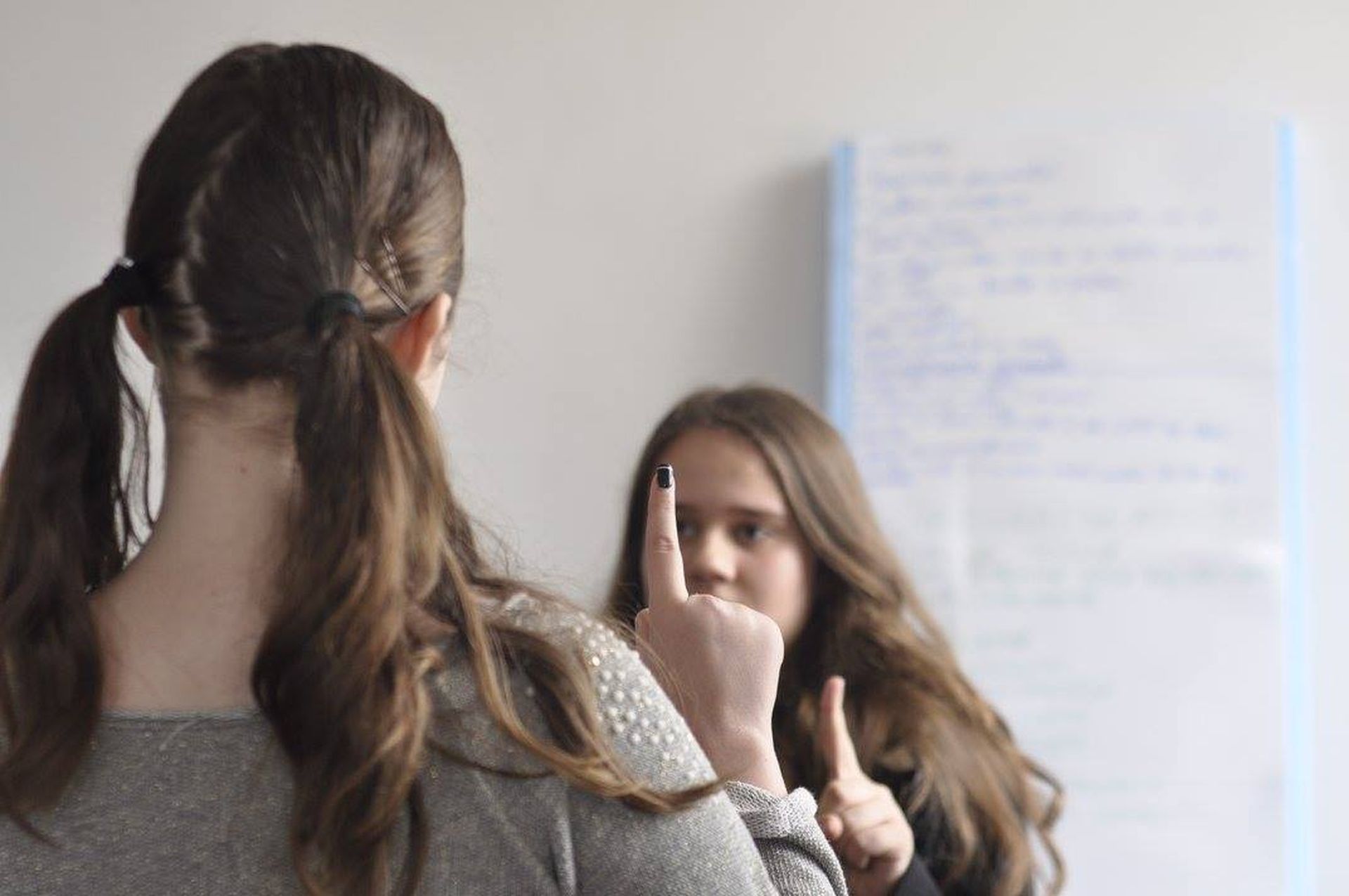 Cuvântul ca formă imperfectă de comunicare – Întâlnire cu „Ucenicii Sfântului Nicolae” din parohia Aroneanu