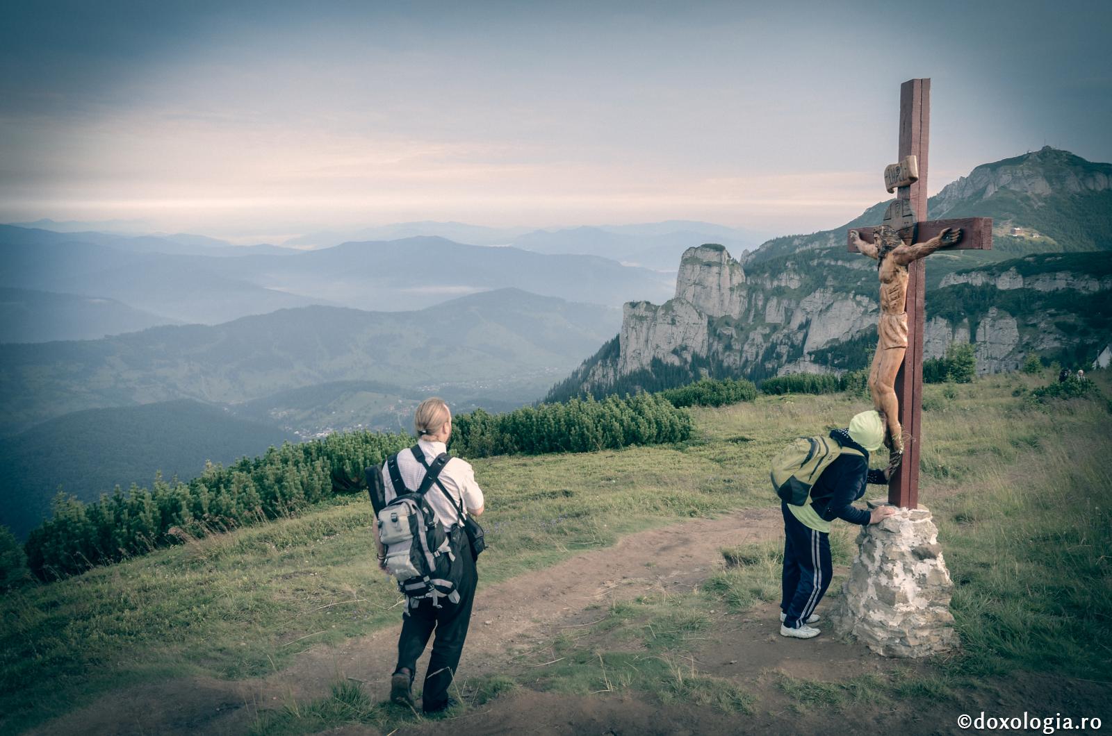 Să mergem pe drumul Crucii!