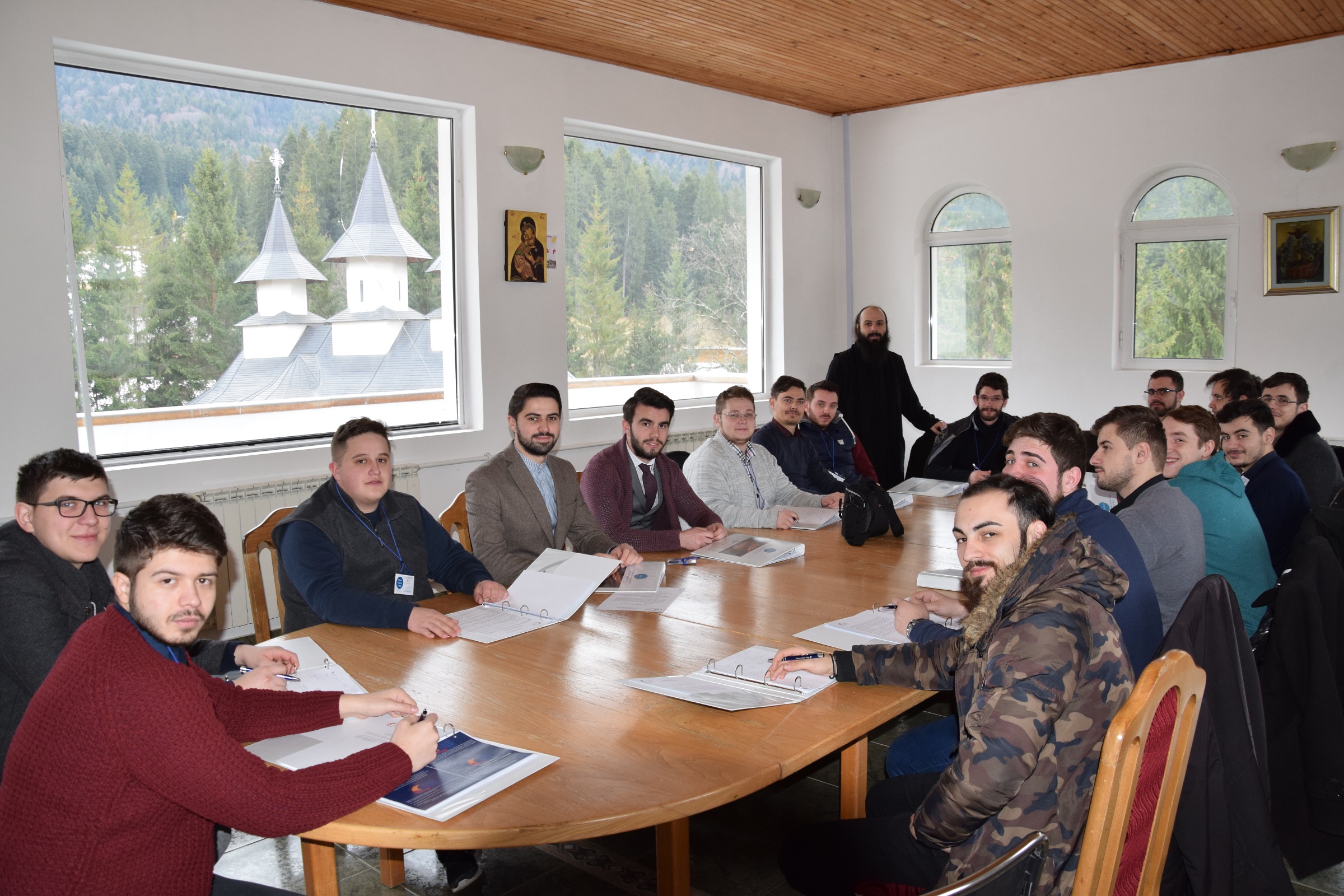 „Voluntariat”, „Implicare”, „Experiențe”, cuvintele-cheie ale Făurar Vision Camp 2016