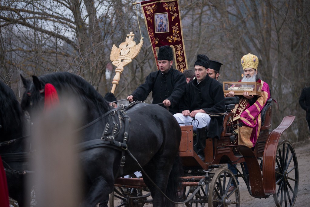 „Sfântul Ierarh Nectarie ne-a rămas în suflet tuturor”