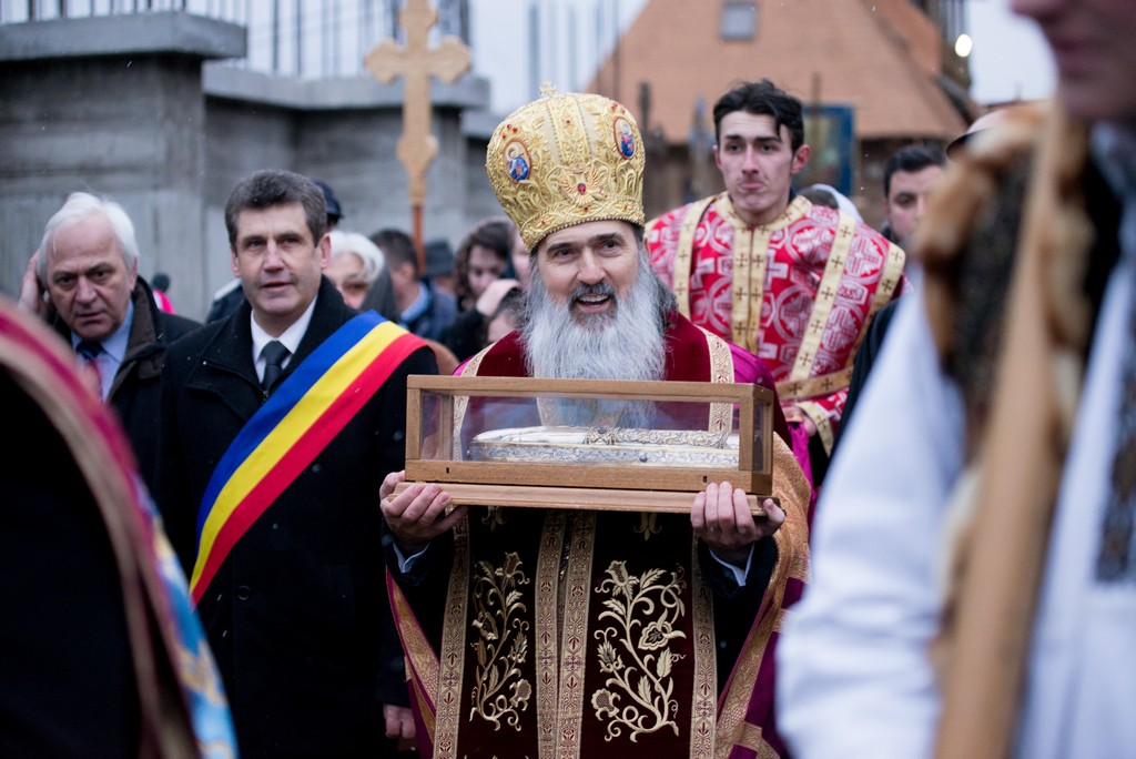 „Sfântul Ierarh Nectarie ne-a rămas în suflet tuturor”
