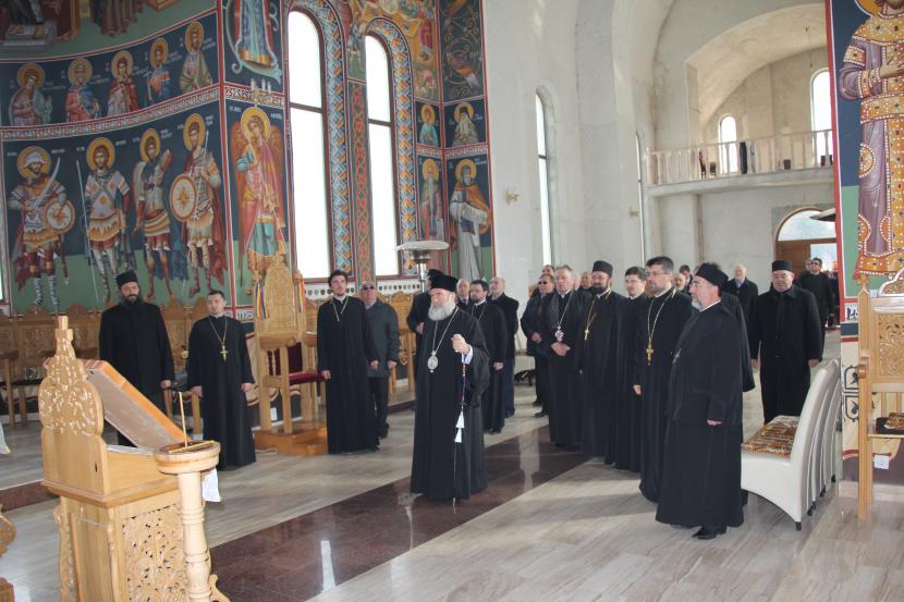 Adunare eparhială într-un centru de ocrotire socială Adunare eparhială într-un centru de ocrotire socială
