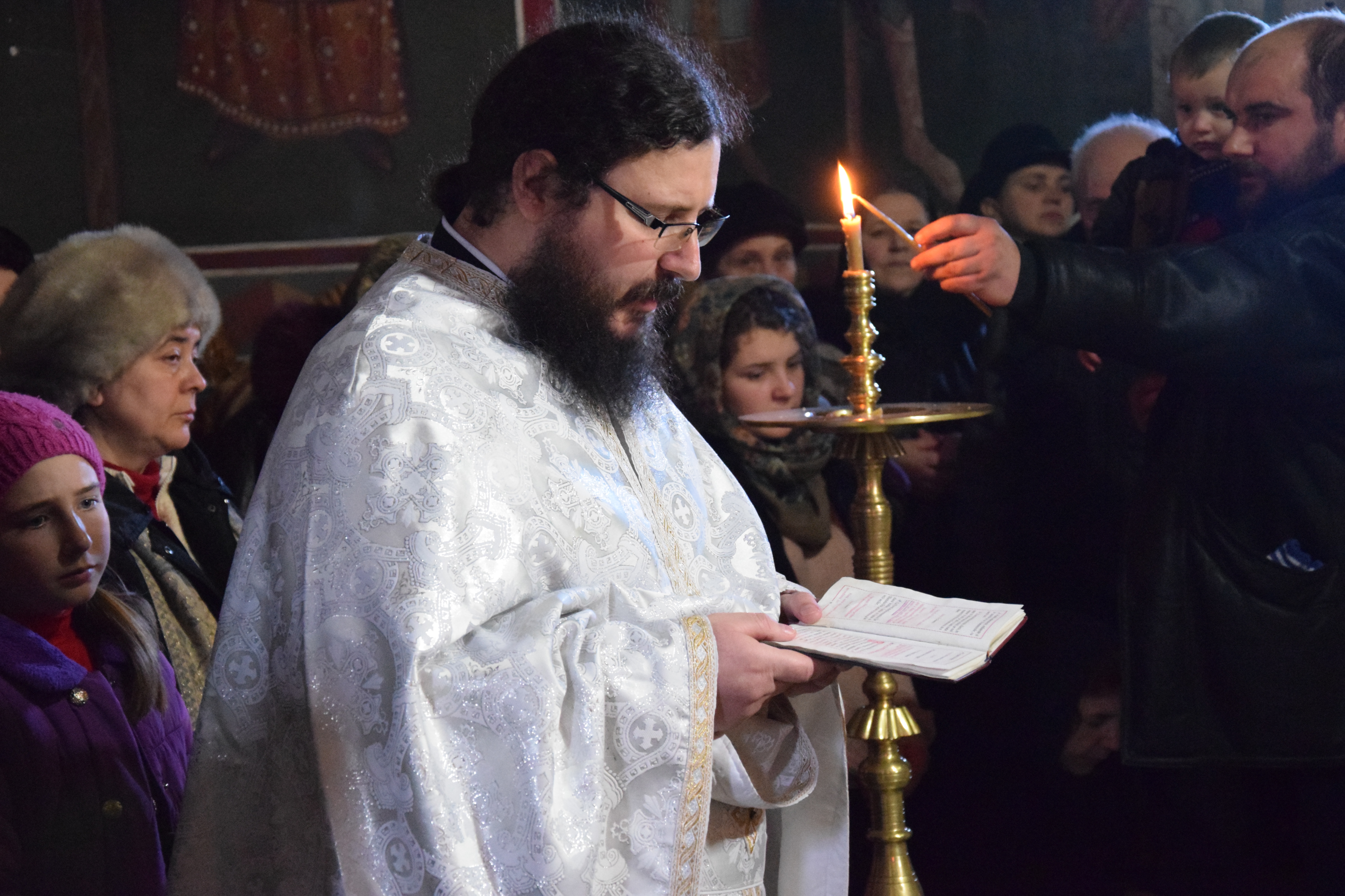 Liturghie oficiată de IPS Părinte Mitropolit Teofan la Schitul Codrii Pașcanilor