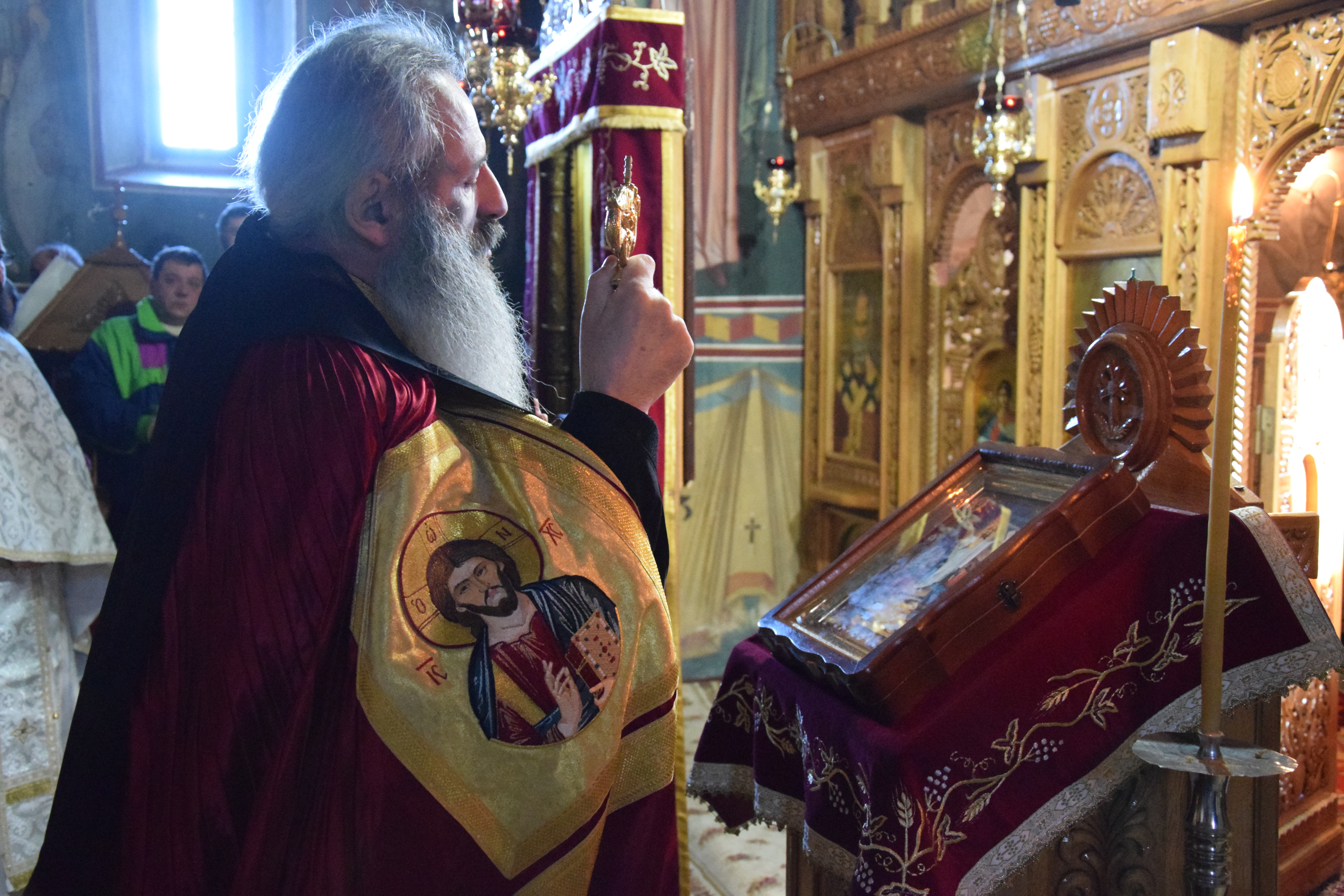 Liturghie oficiată de IPS Părinte Mitropolit Teofan la Schitul Codrii Pașcanilor